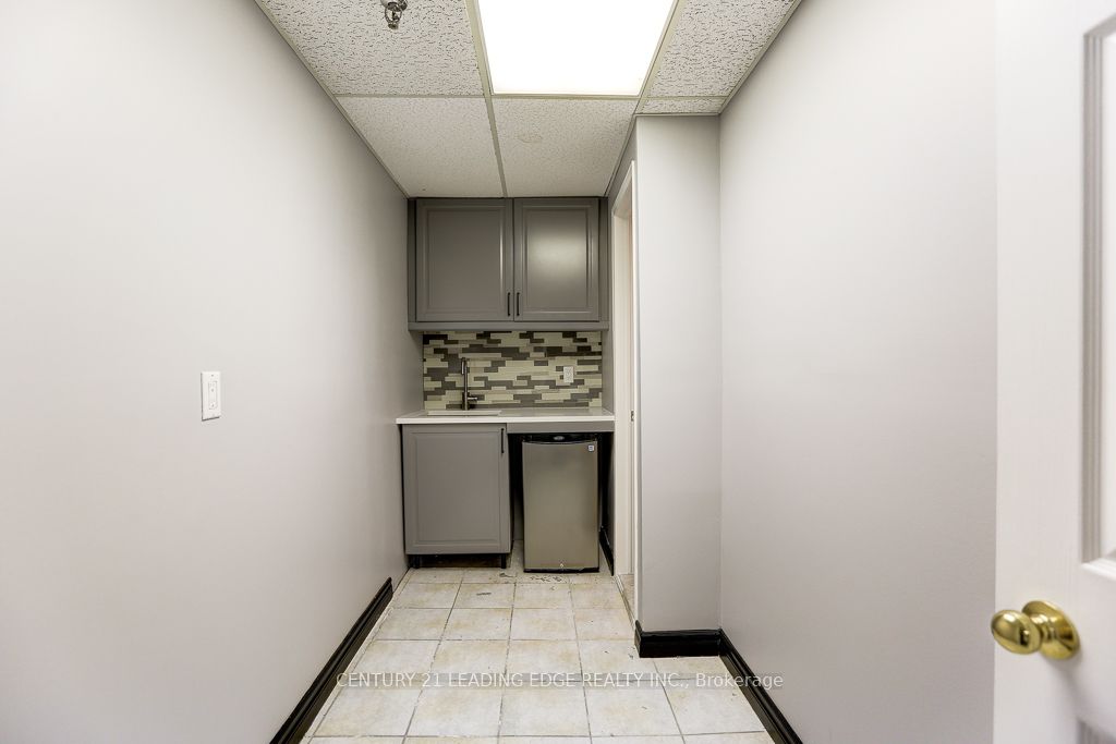 #10 - 800 Arrow Road Property Photo 3