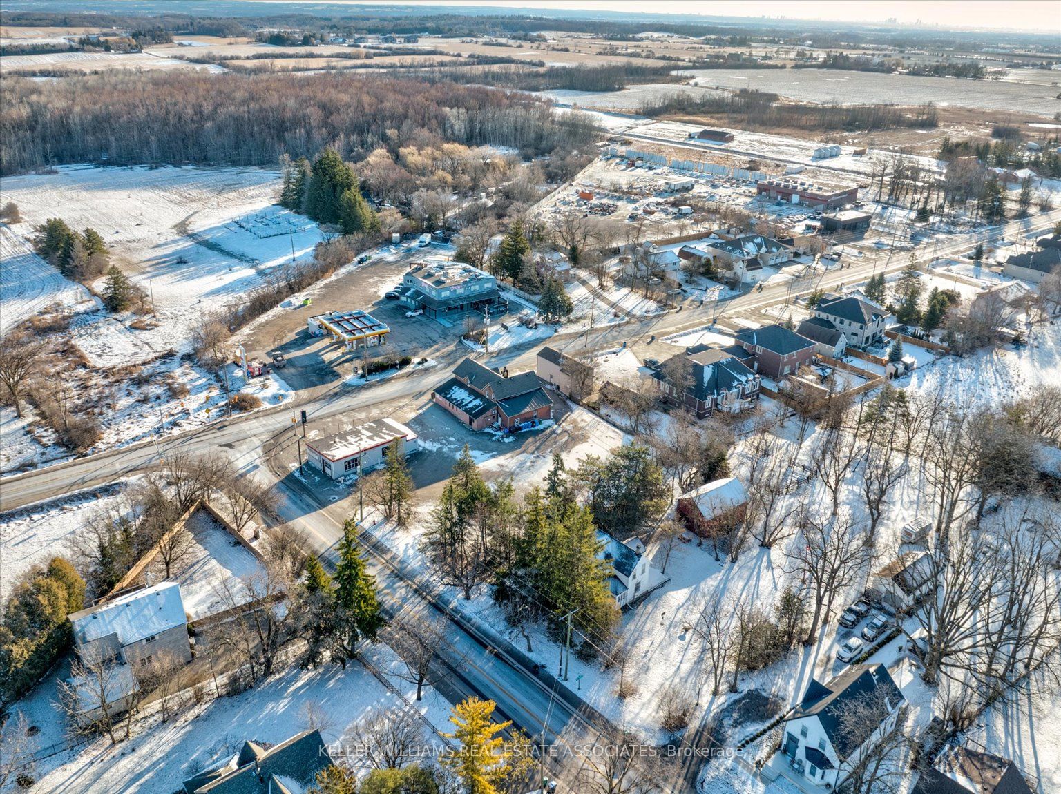 15388 Airport Road Property Photo 7