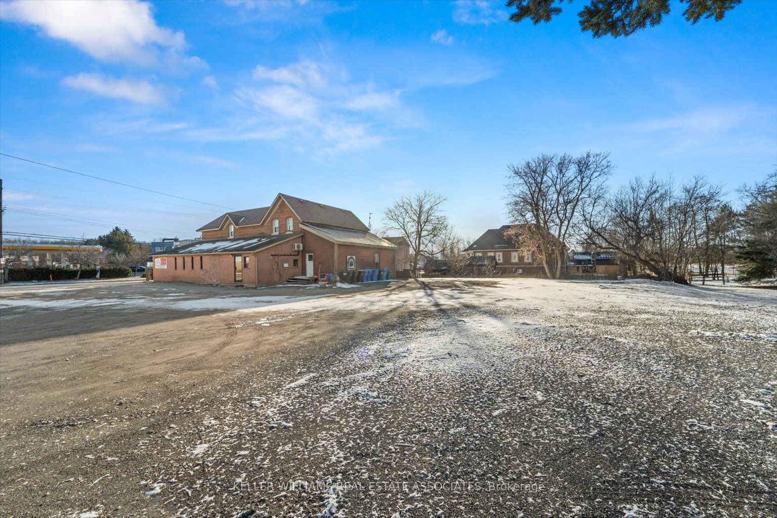 15388 Airport Road Property Photo 10