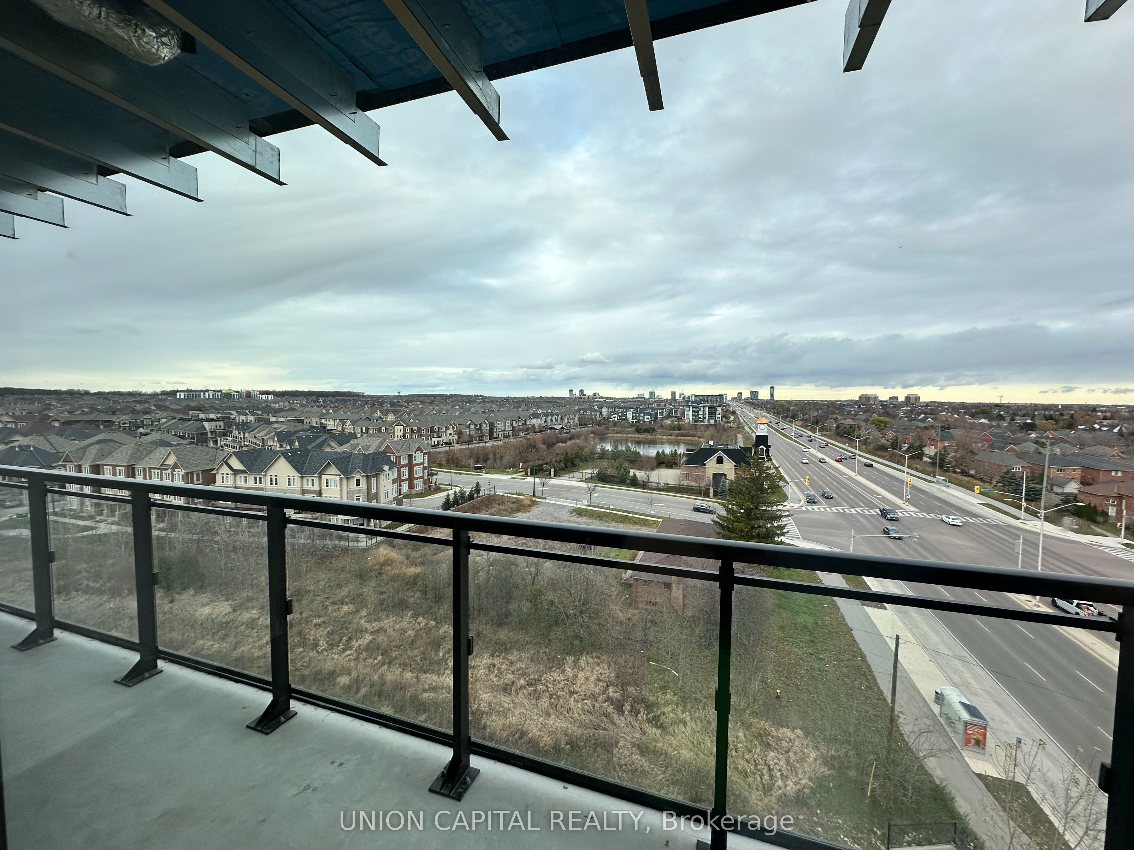 #708 - 395 Dundas Street Property Photo 5