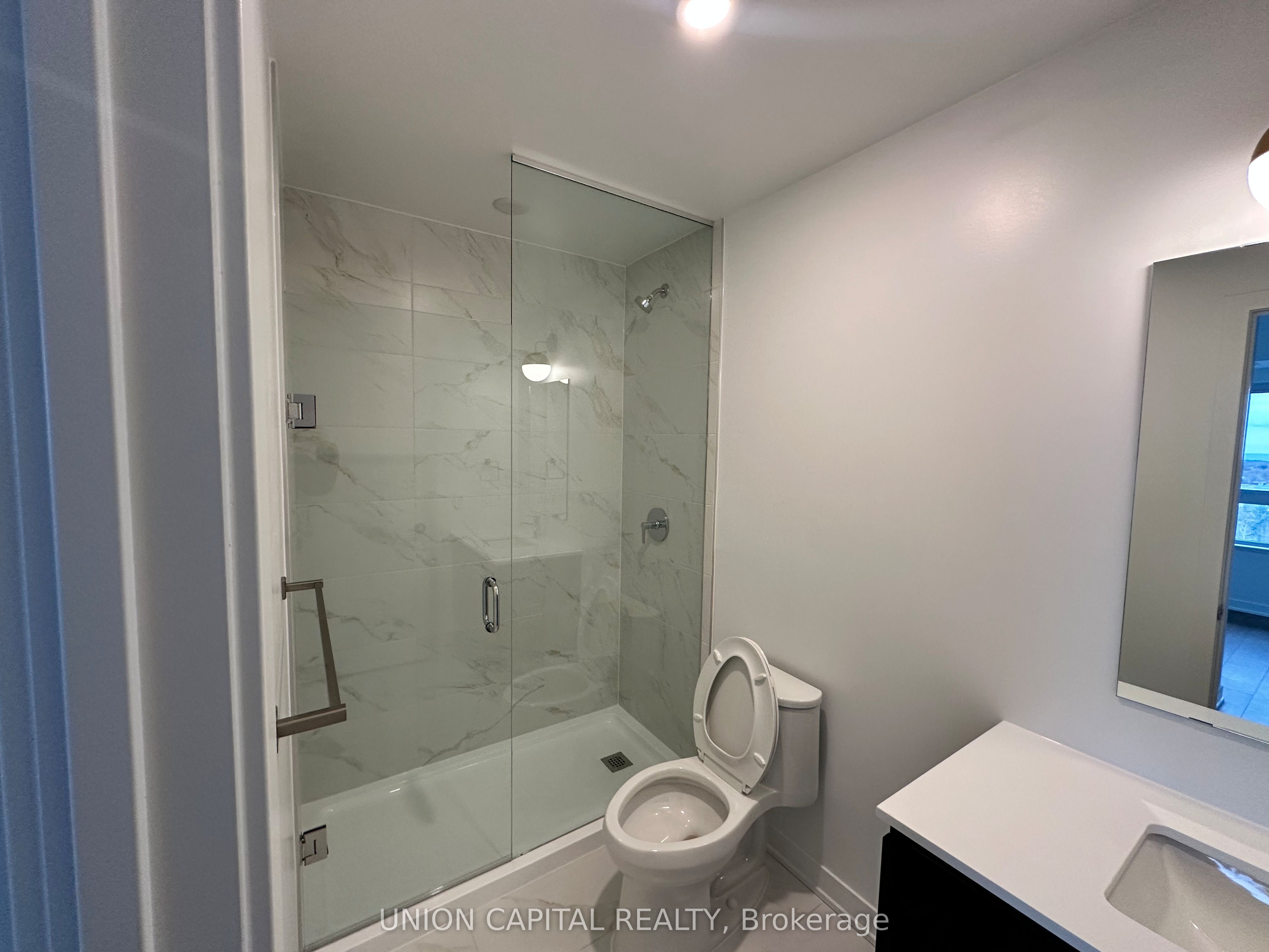 #708 - 395 Dundas Street Property Photo 12
