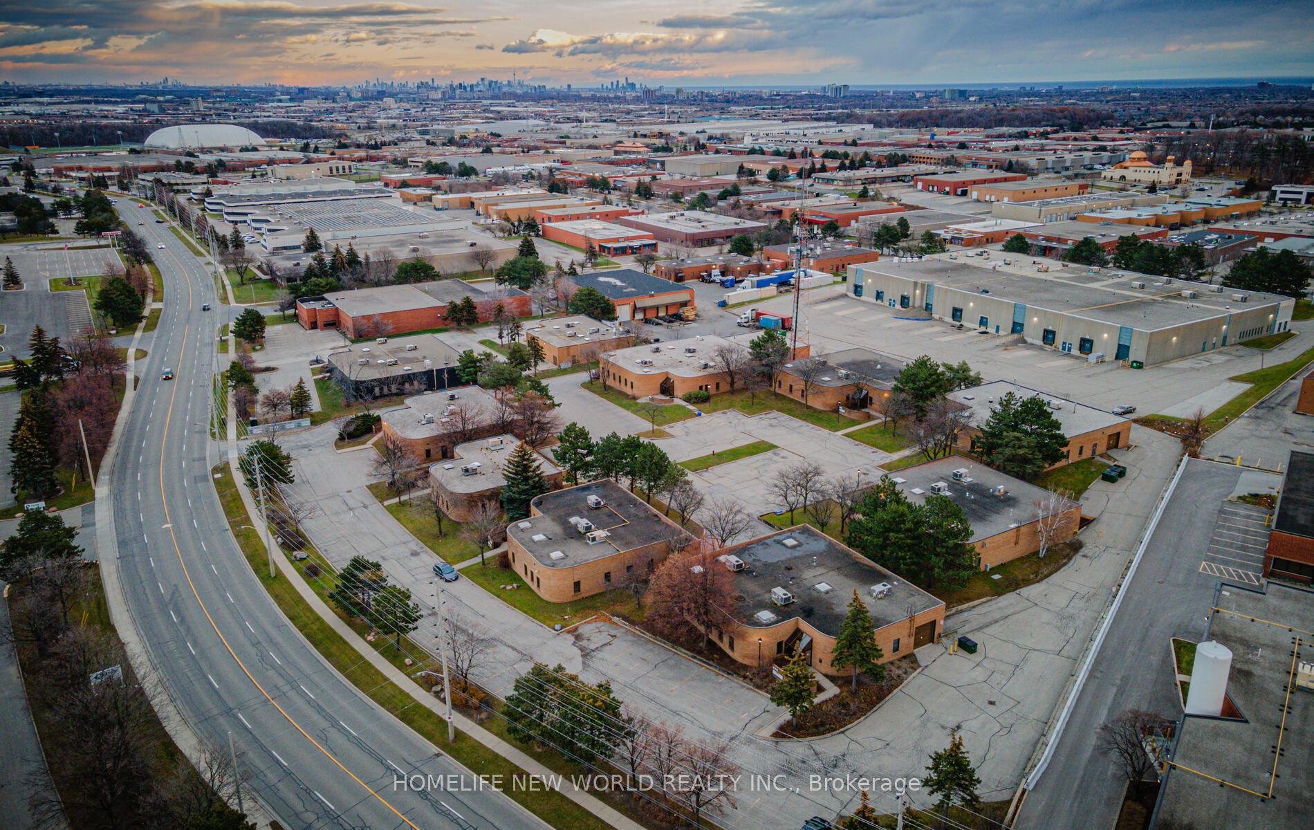 #unit 7 - 250 Britannia Road Property Photo 1