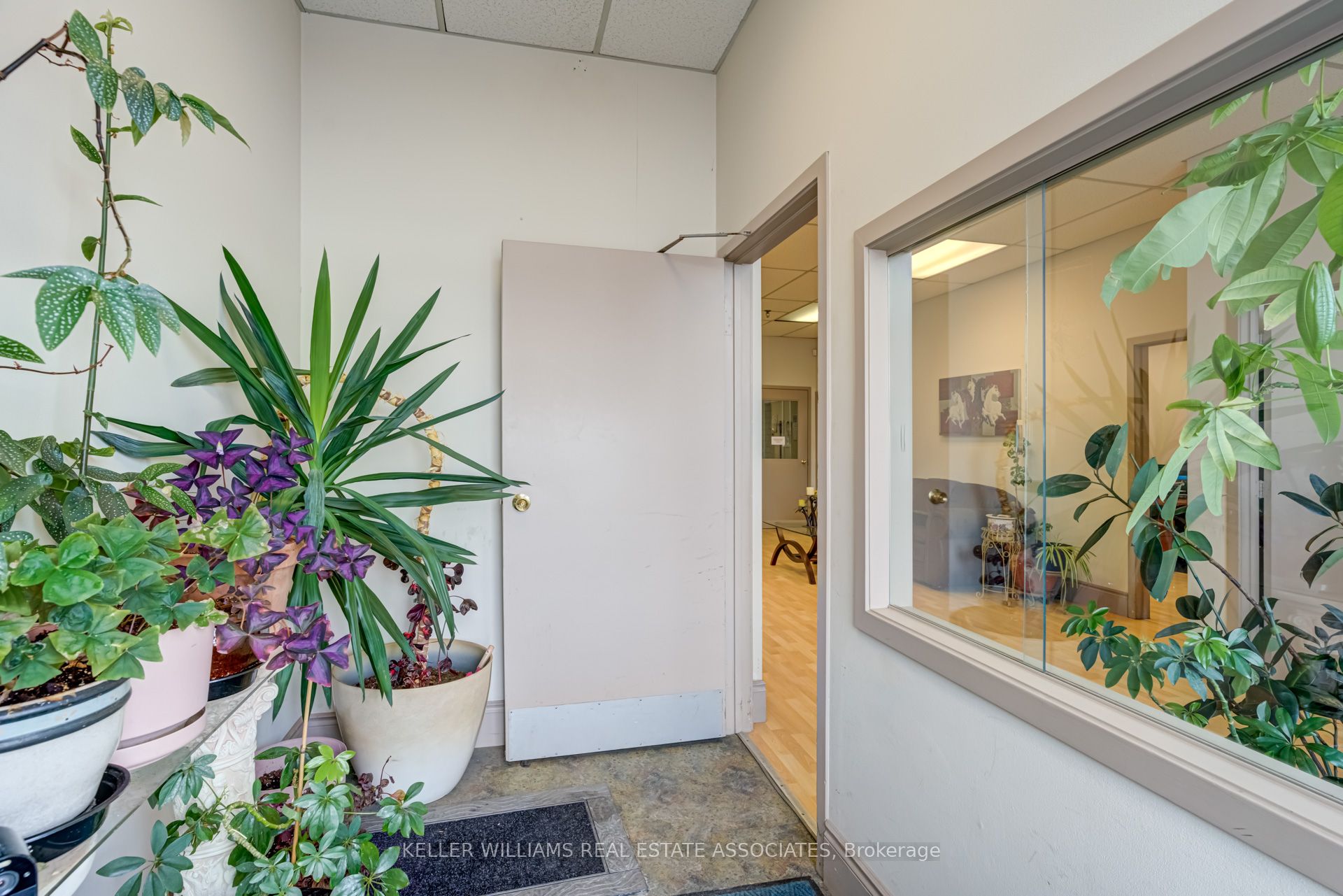 #unit 4 - 6480 Viscount Road Property Photo 3