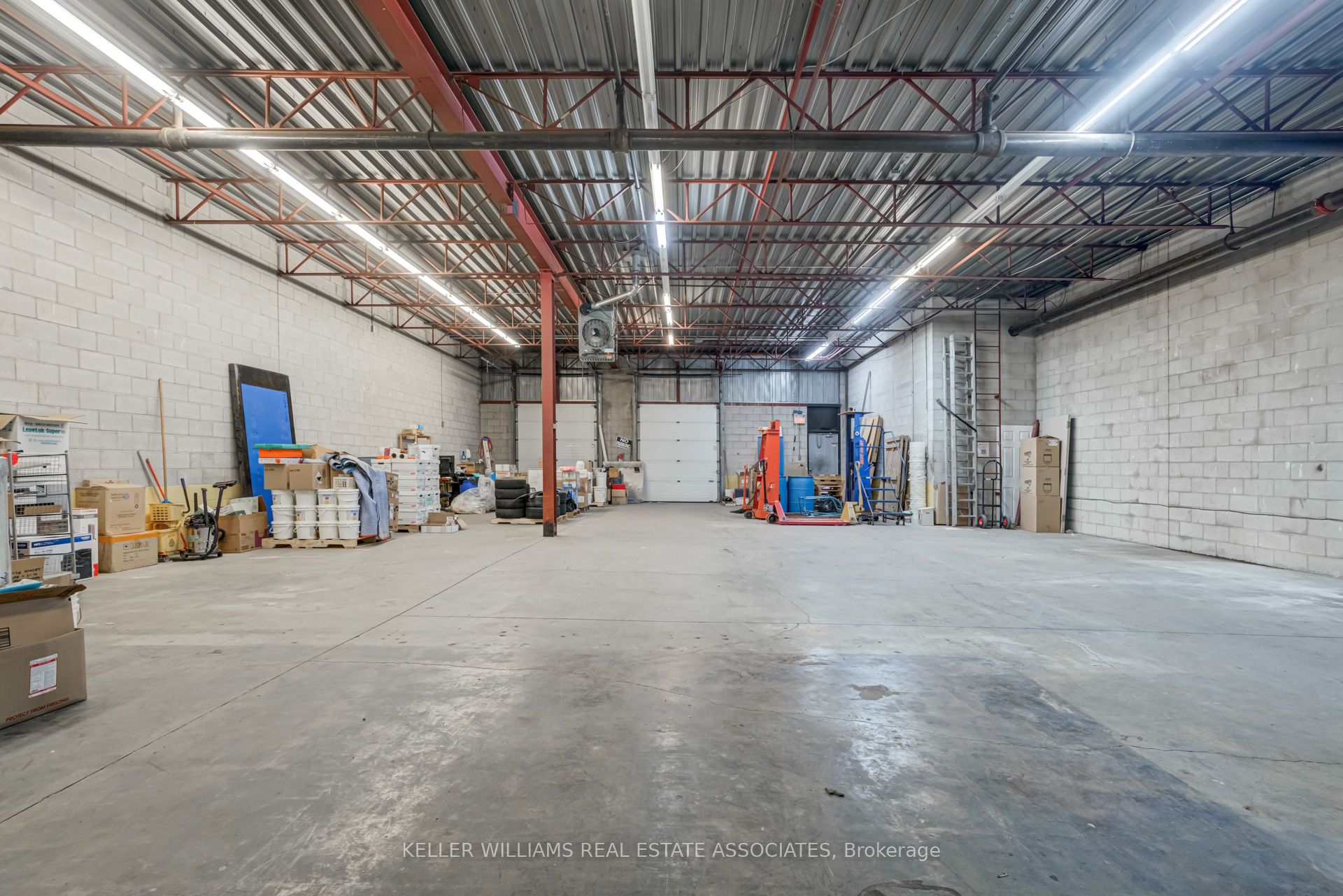#unit 4 - 6480 Viscount Road Property Photo 13