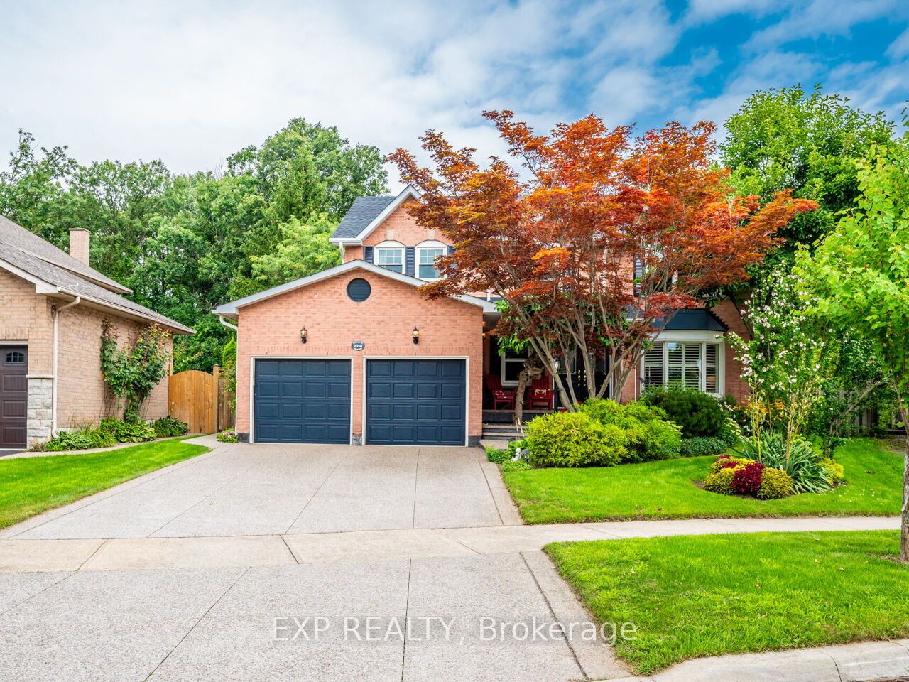 2048 Parklane Crescent Property Photo 1