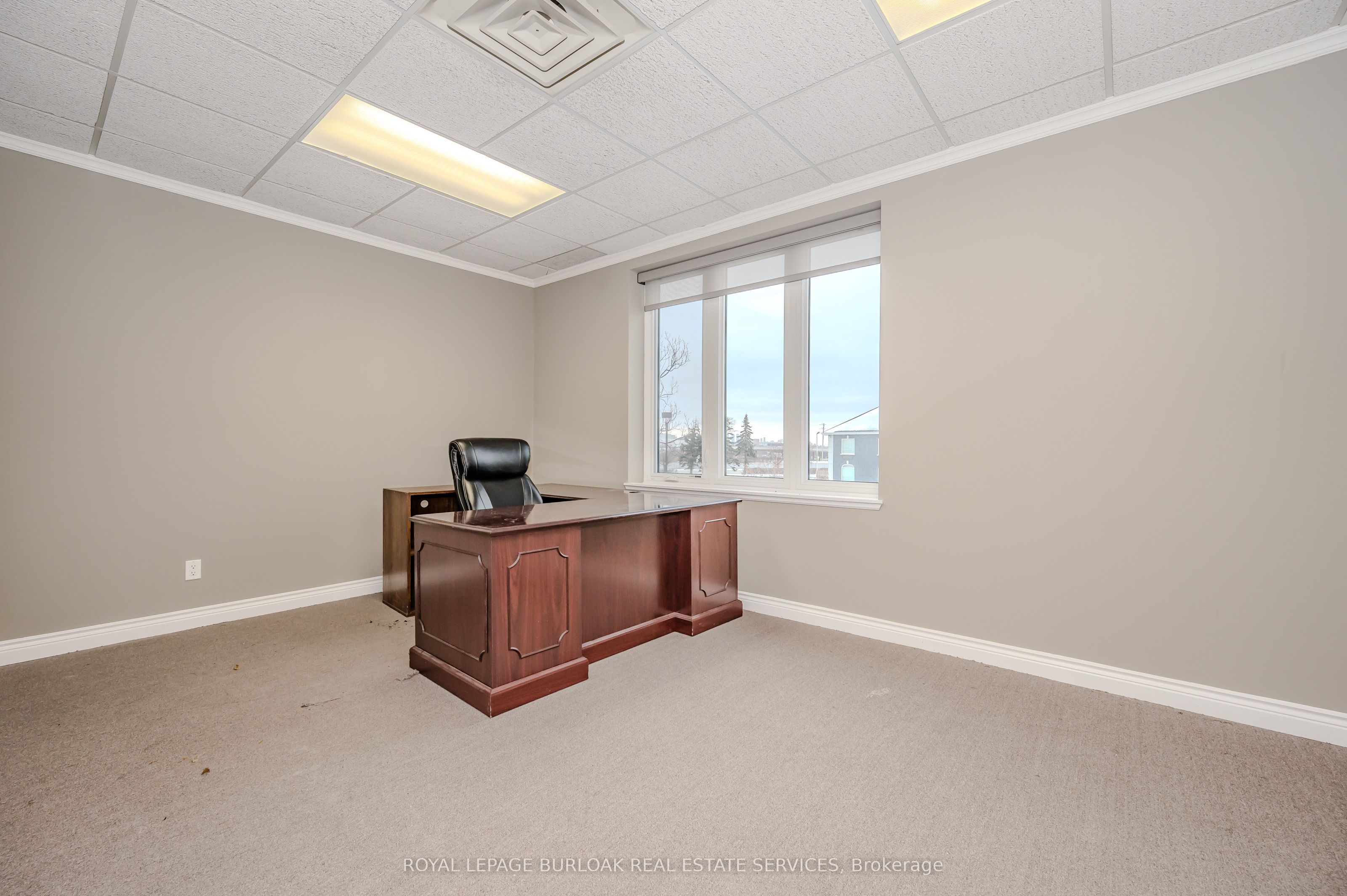 #200 - 2904 South Sheridan Way Property Photo 17
