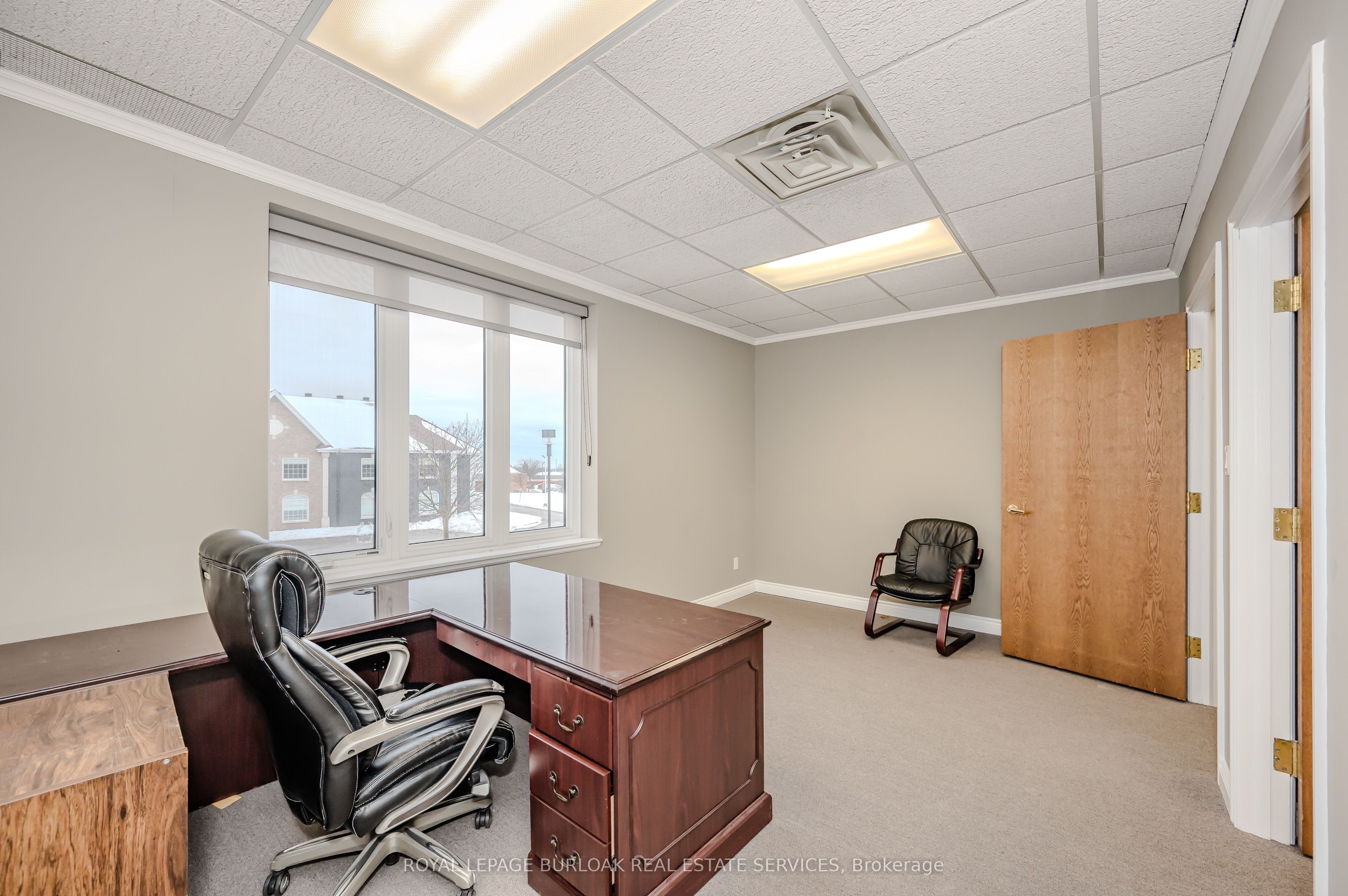 #200 - 2904 South Sheridan Way Property Photo 18