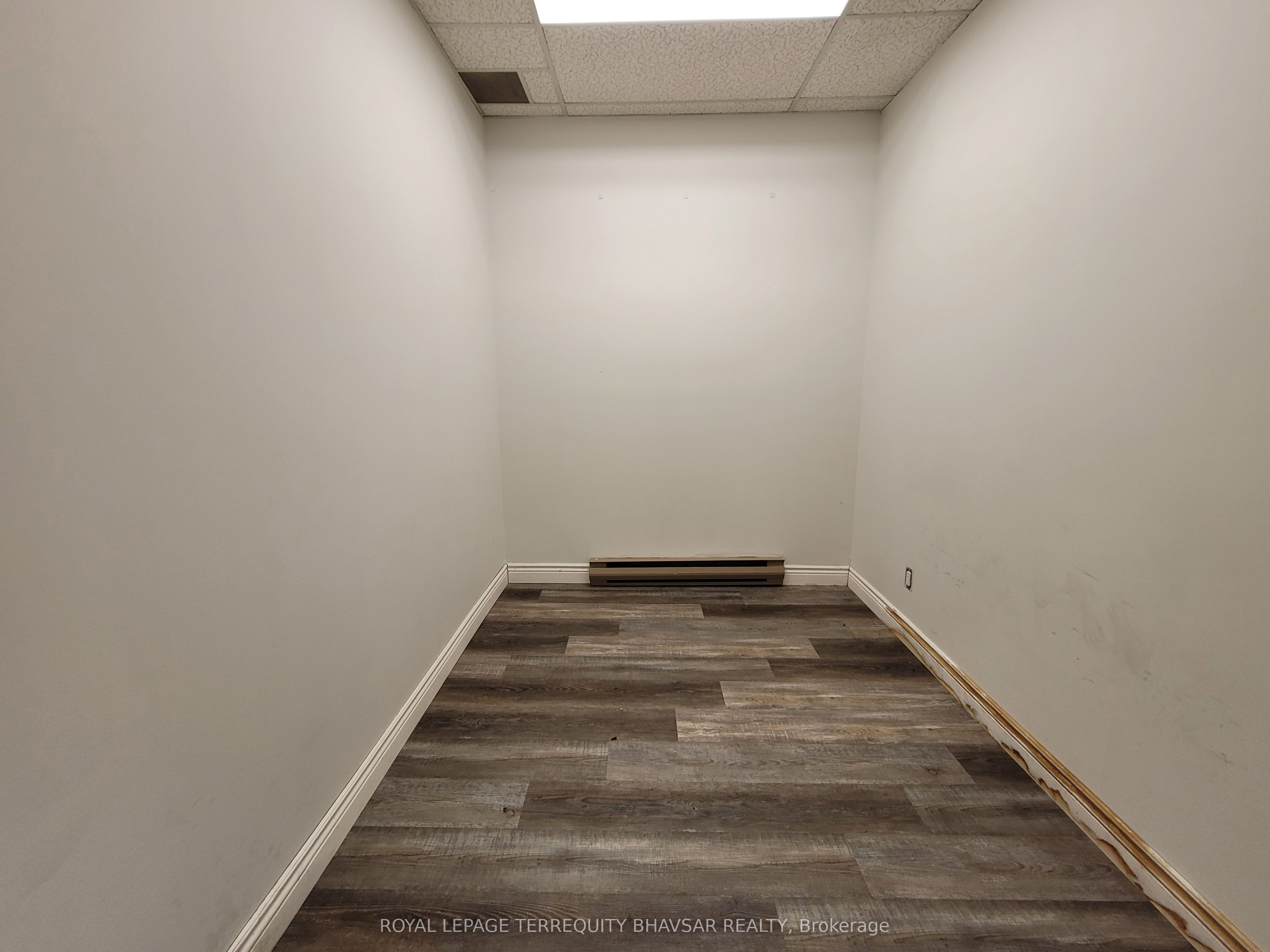 #103 - 3530 Derry Road Property Photo 15
