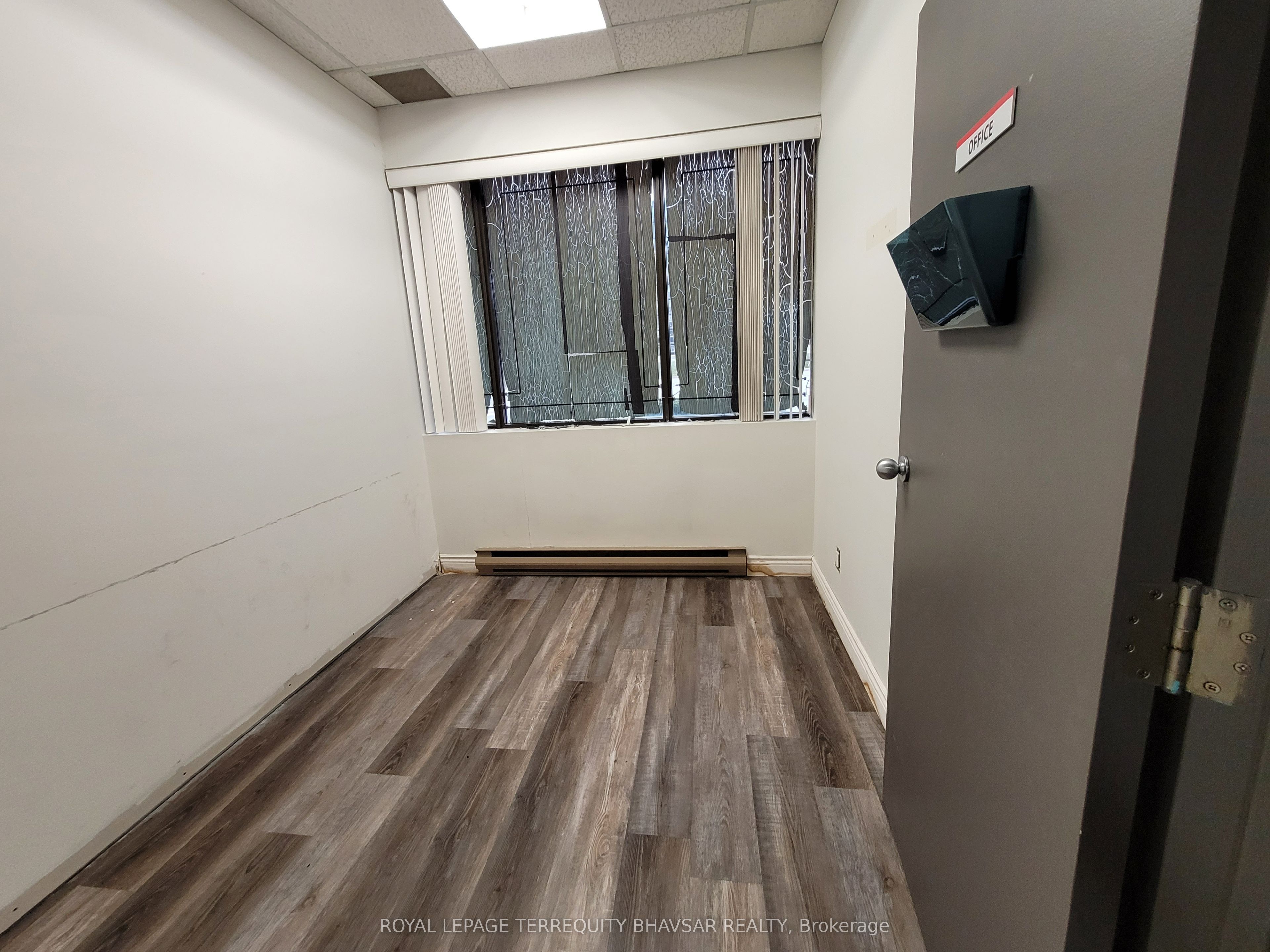 #103 - 3530 Derry Road Property Photo 19