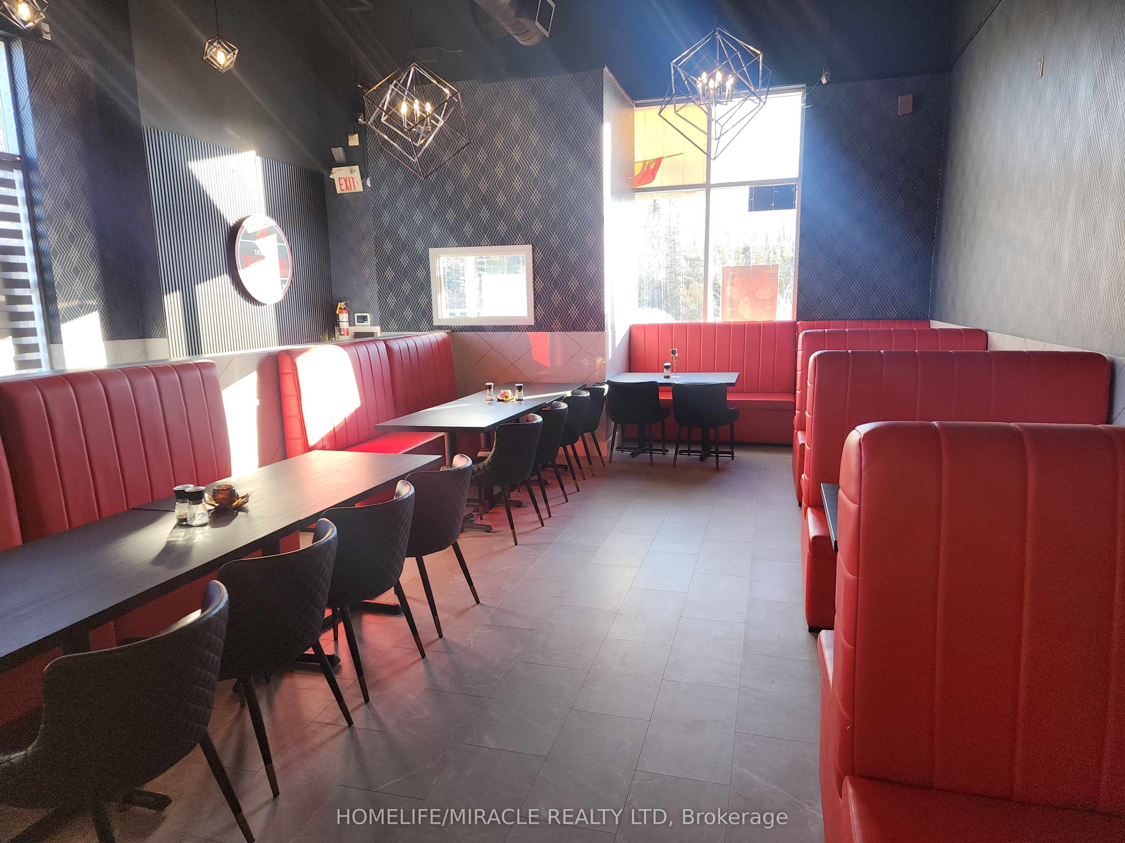 489 Broadway Avenue Property Photo 5