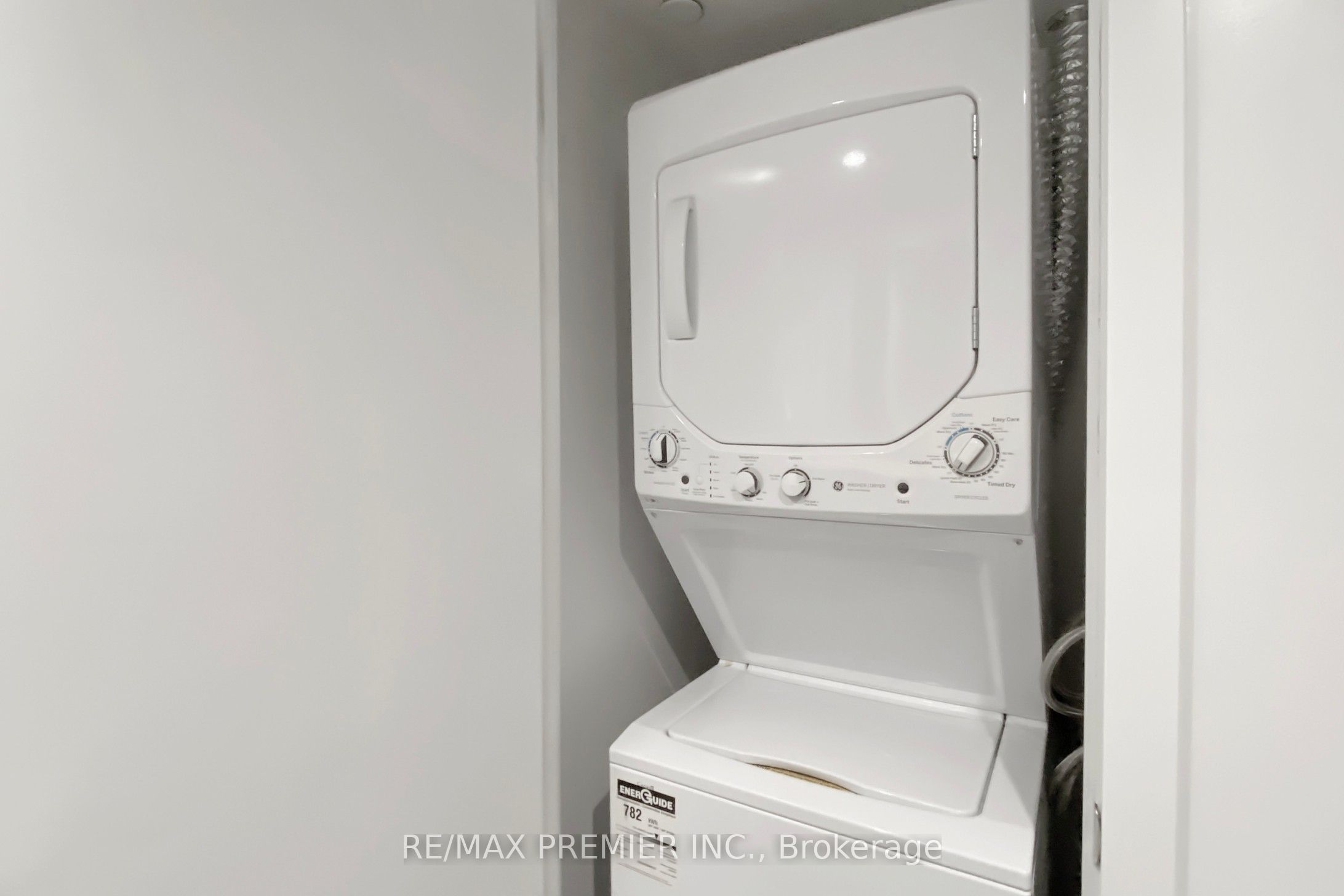 #1217 - 160 Flemington Road Property Photo 18