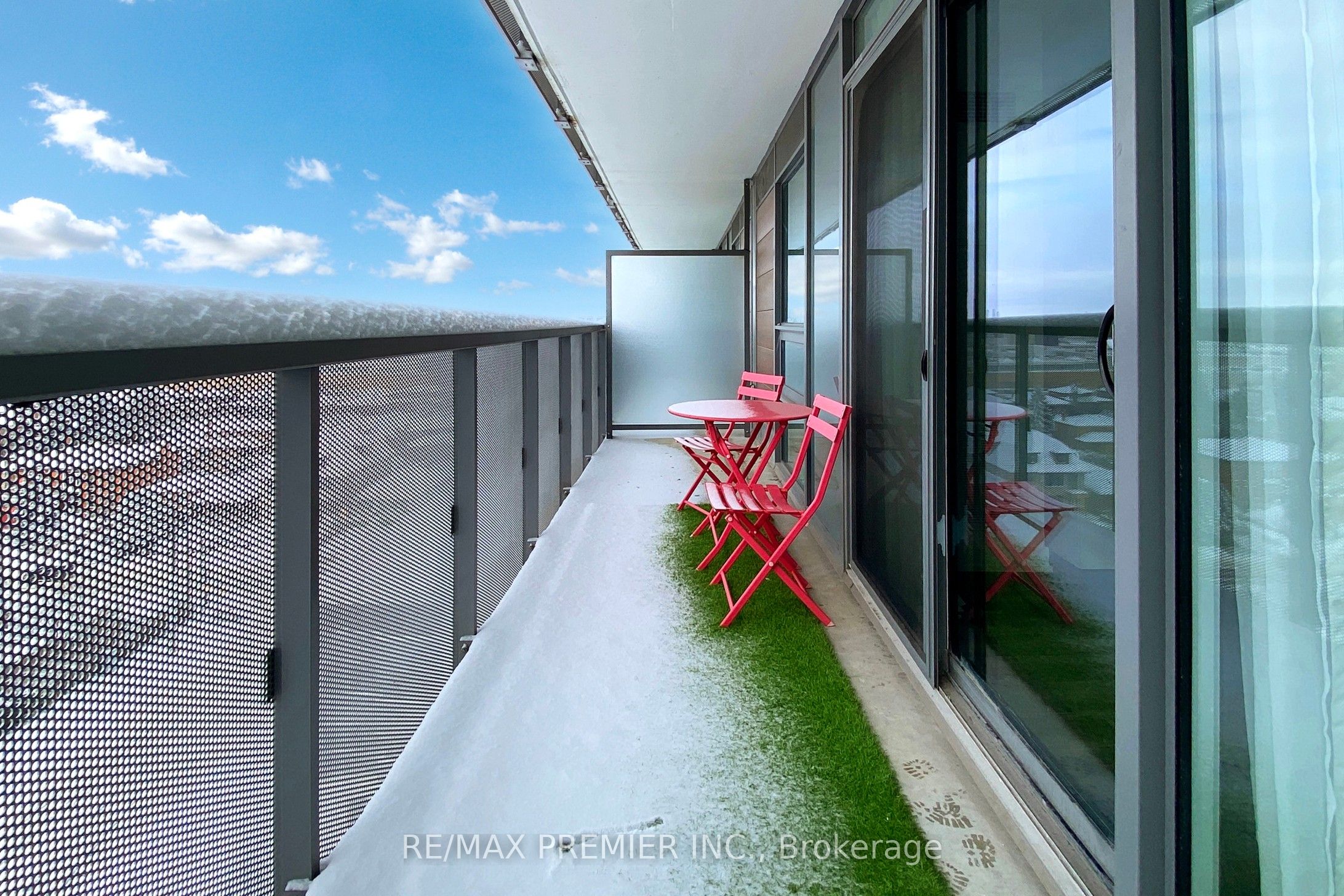 #1217 - 160 Flemington Road Property Photo 20