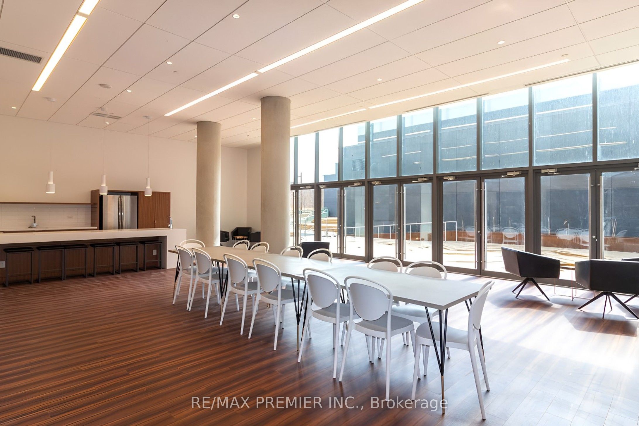 #1217 - 160 Flemington Road Property Photo 23