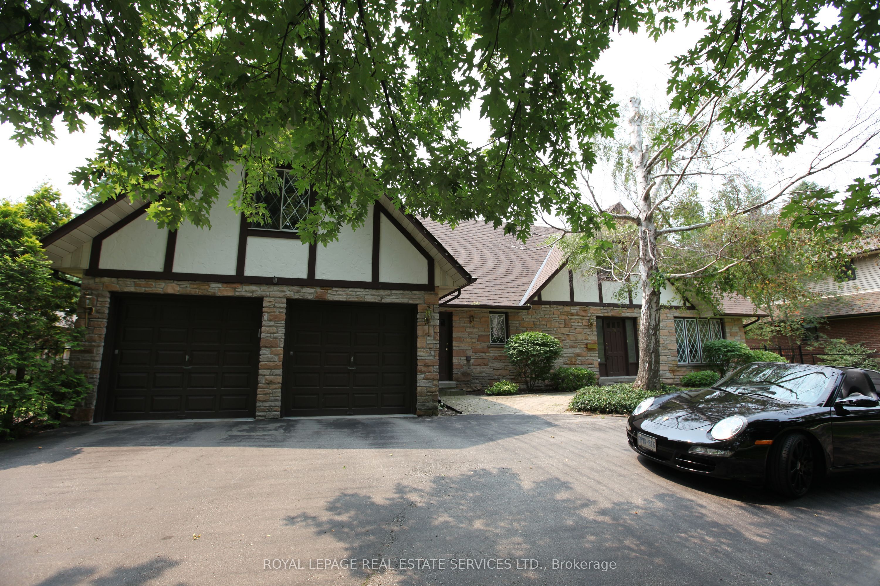 30 Birkbank Drive Property Photo 4