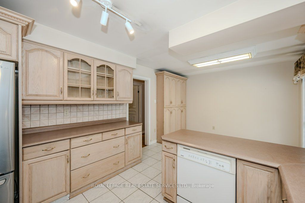 30 Birkbank Drive Property Photo 14