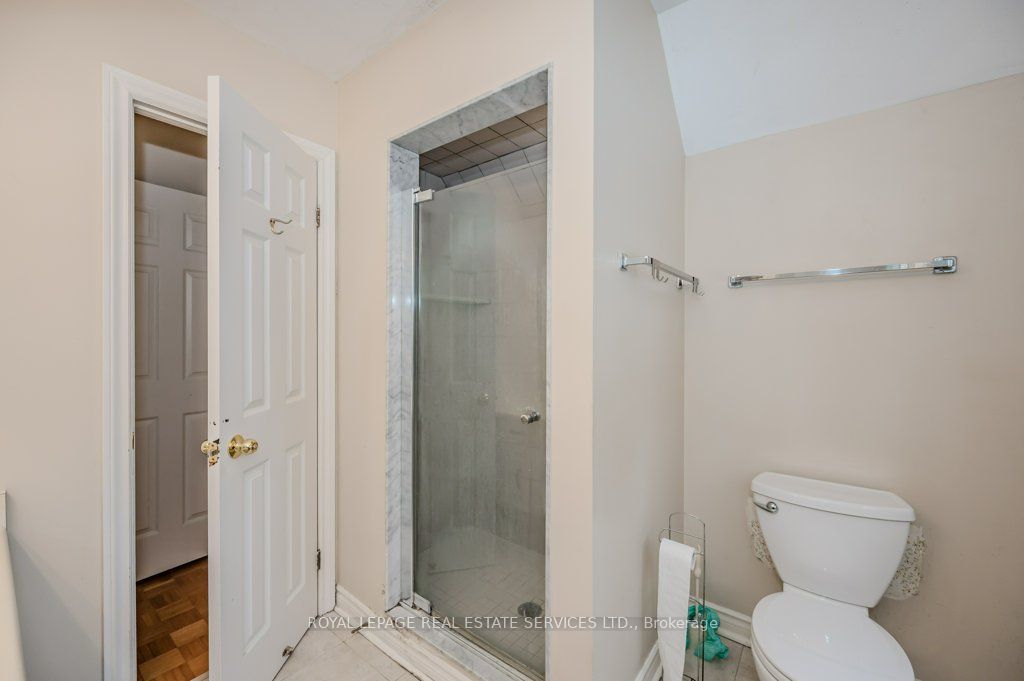 30 Birkbank Drive Property Photo 25