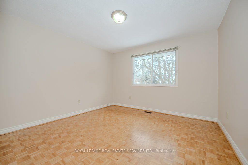 30 Birkbank Drive Property Photo 28