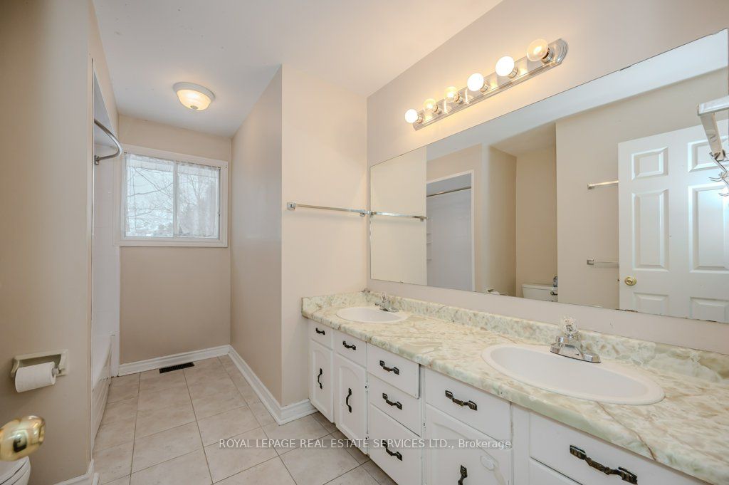 30 Birkbank Drive Property Photo 34