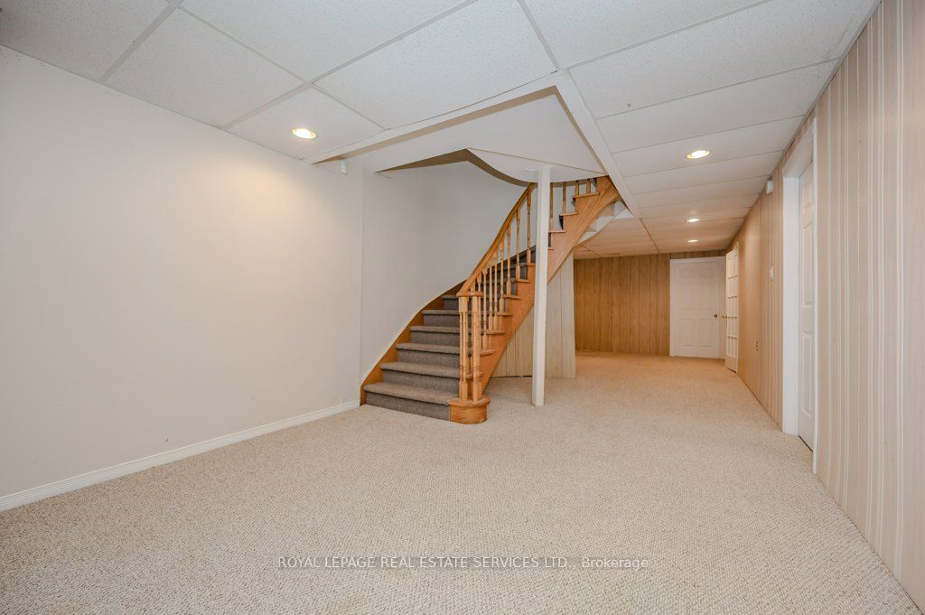 30 Birkbank Drive Property Photo 36