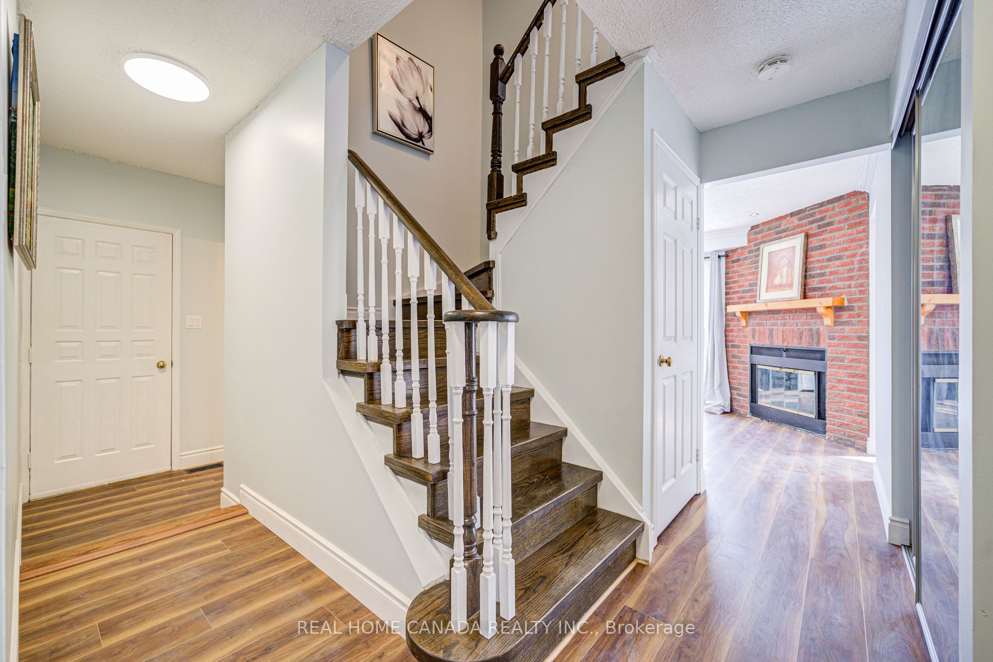 21 Hallen Road Property Photo 6