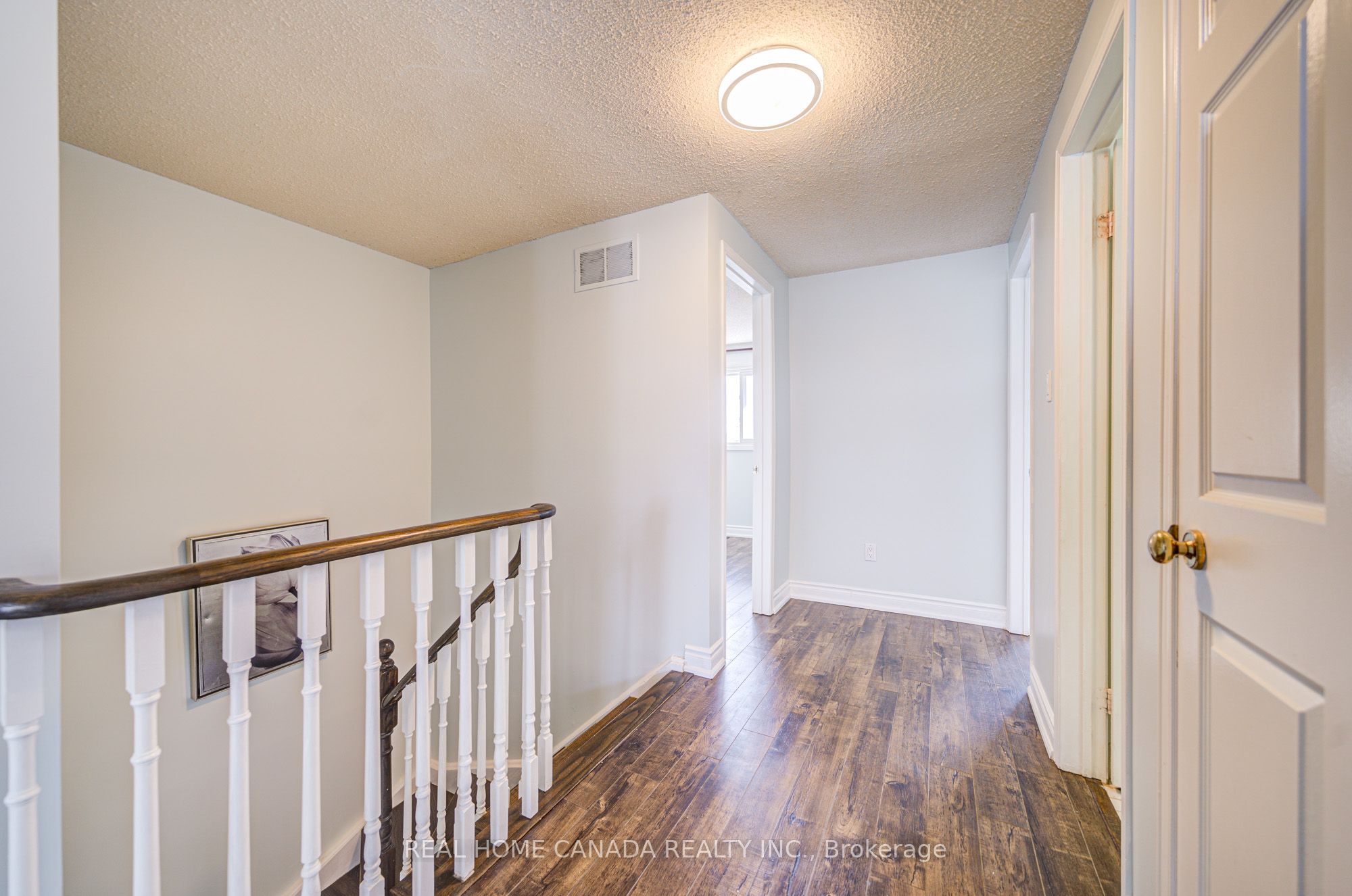 21 Hallen Road Property Photo 17