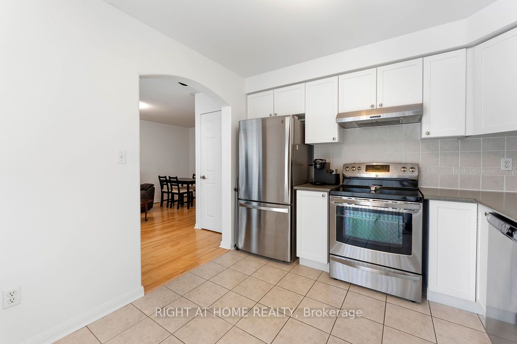 712 Edwards Avenue Property Photo 6