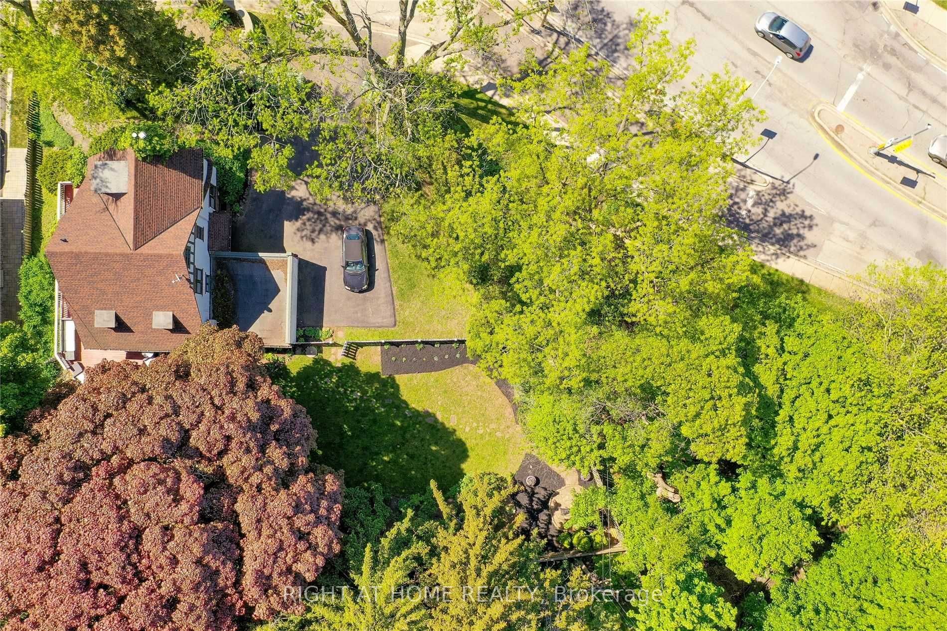 1064 Mohawk Road Property Photo 3