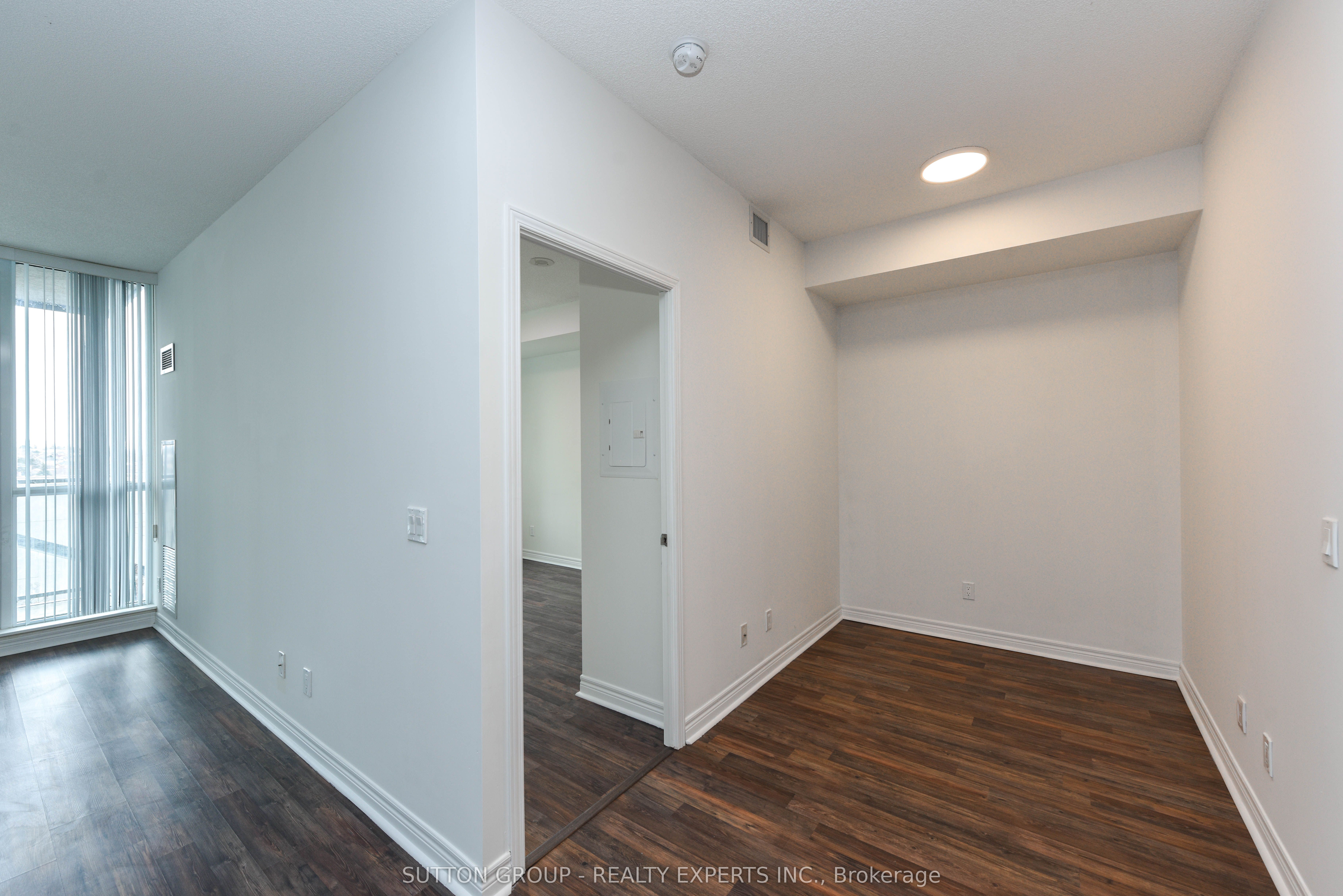 #509 - 339 Rathburn Road Property Photo 12