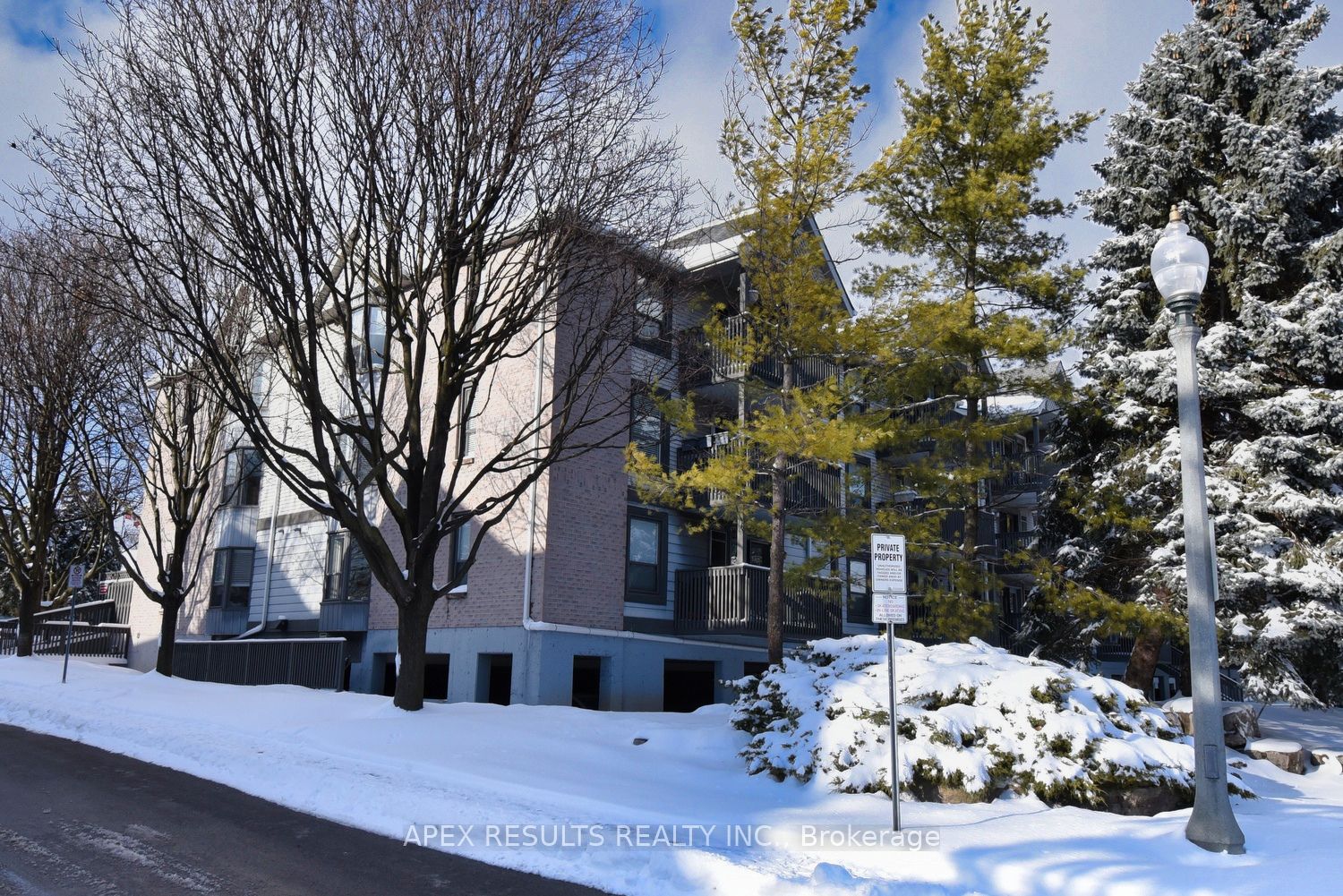 #212 - 2020 Cleaver Avenue Property Photo 1