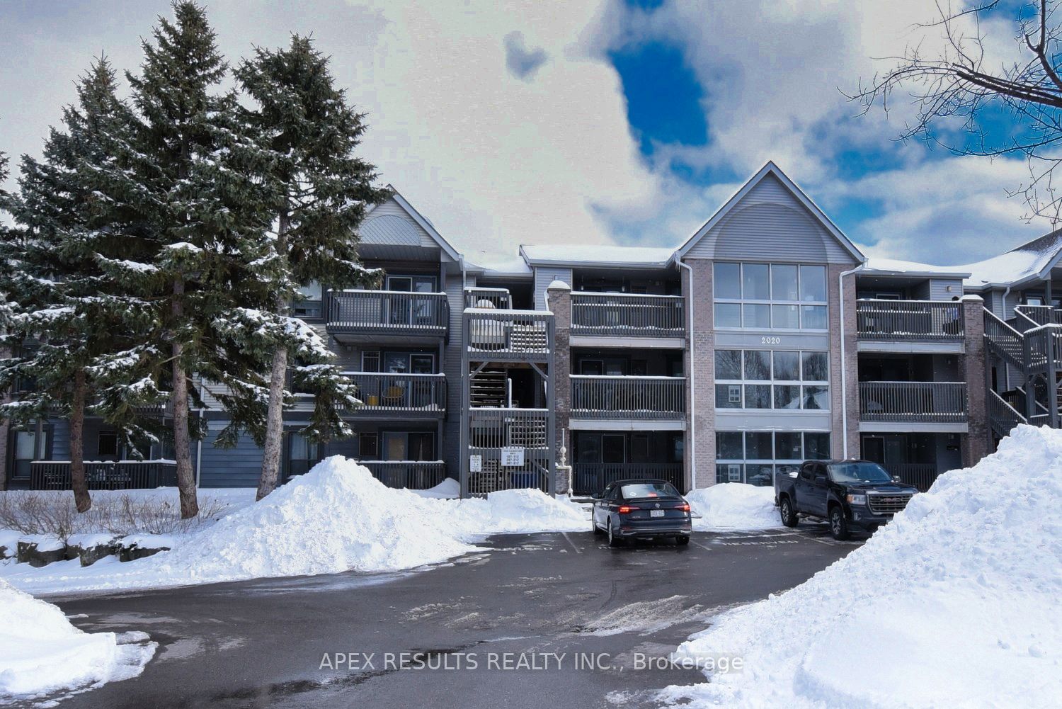 #212 - 2020 Cleaver Avenue Property Photo 3