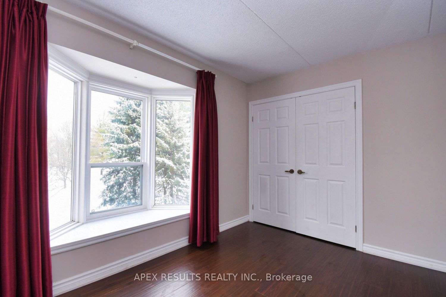 #212 - 2020 Cleaver Avenue Property Photo 19