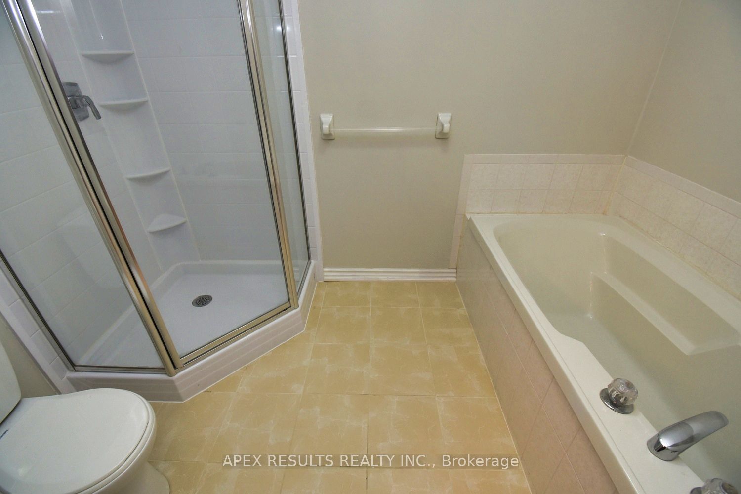 #212 - 2020 Cleaver Avenue Property Photo 21