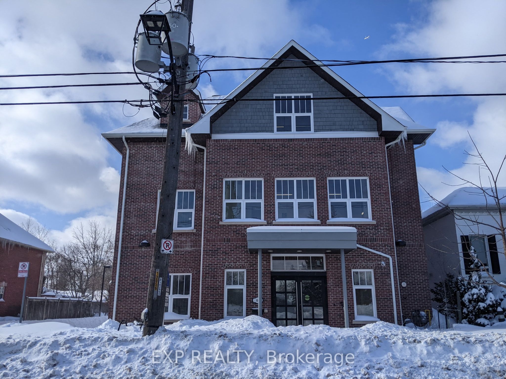 #201 - 46 Queen Street Property Photo 1