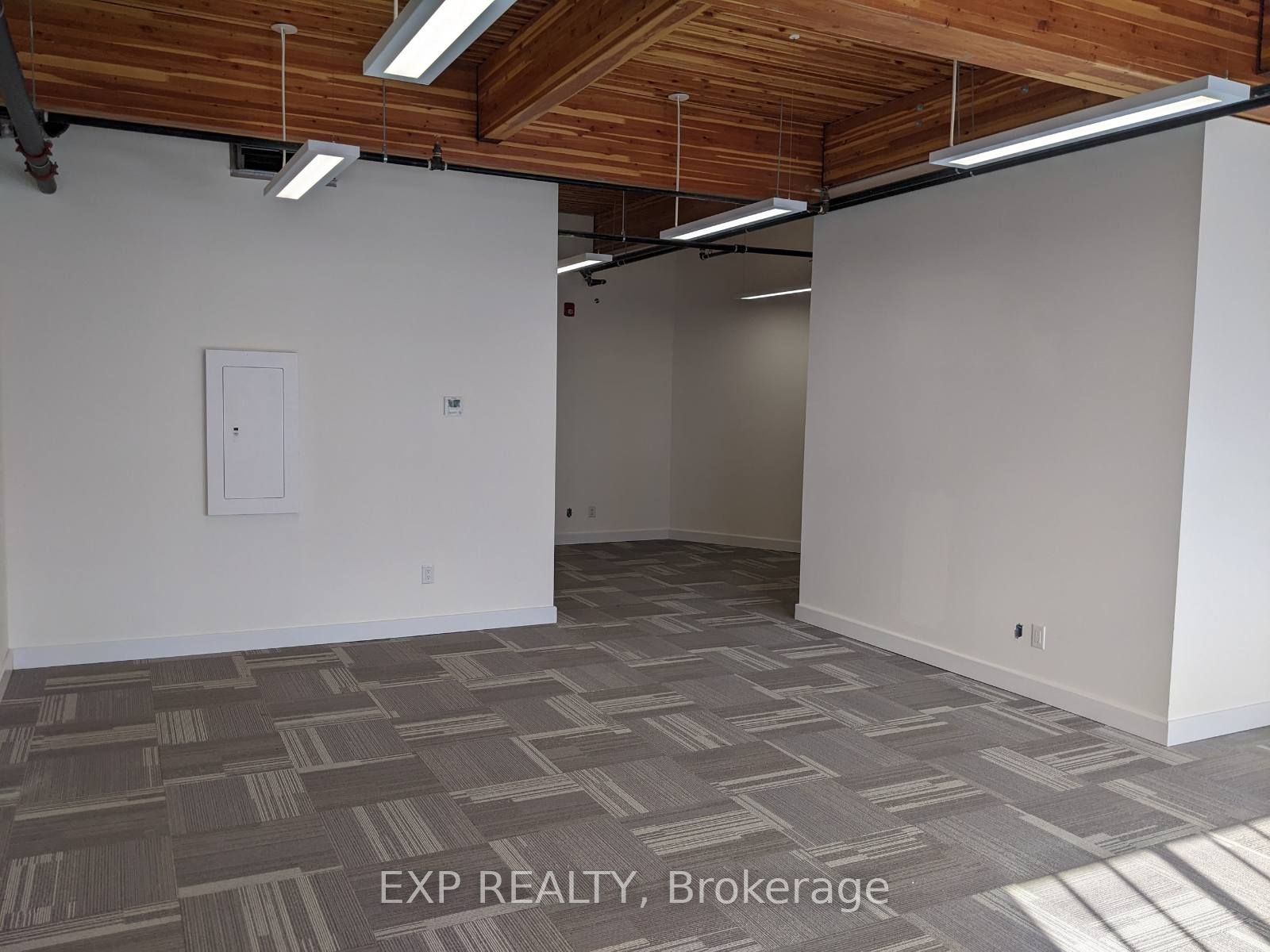 #201 - 46 Queen Street Property Photo 7