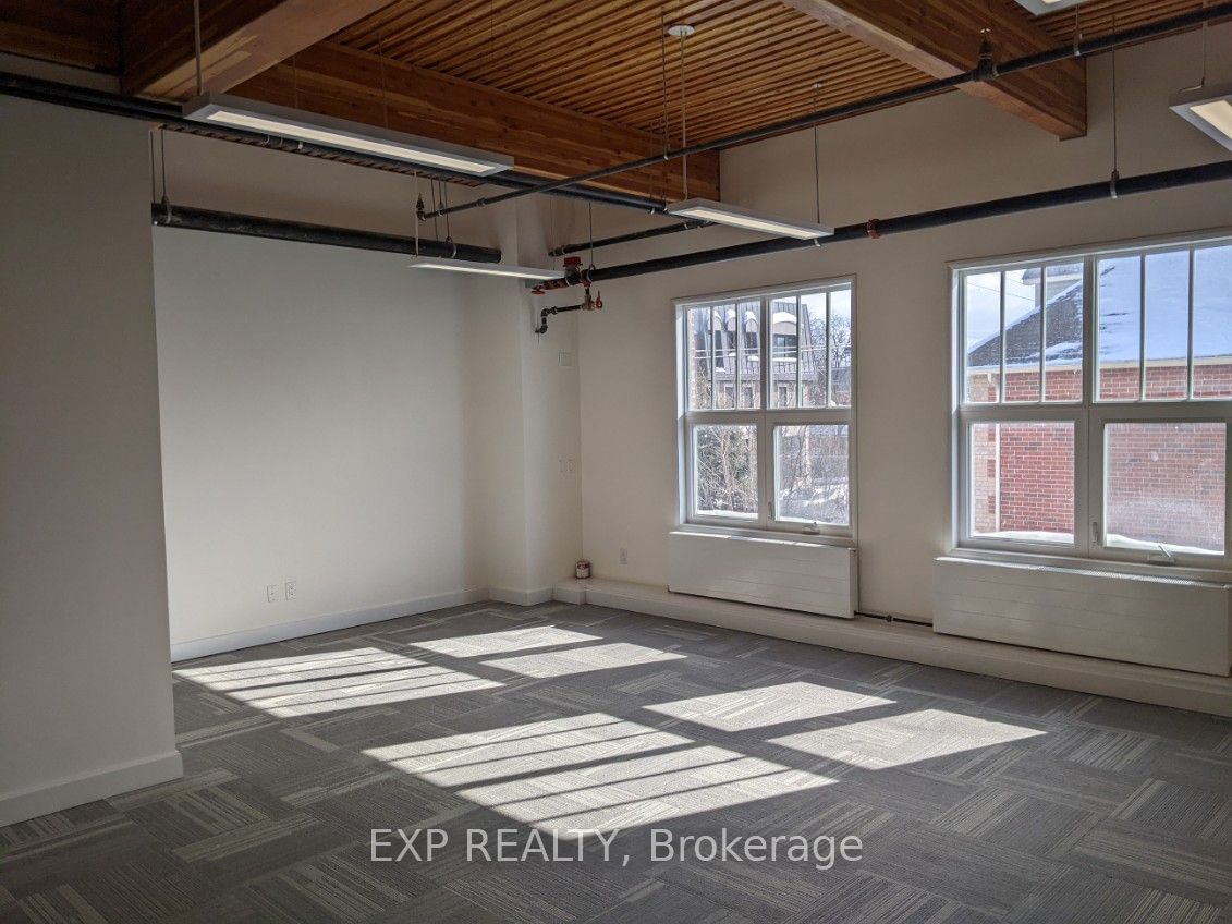 #201 - 46 Queen Street Property Photo 10
