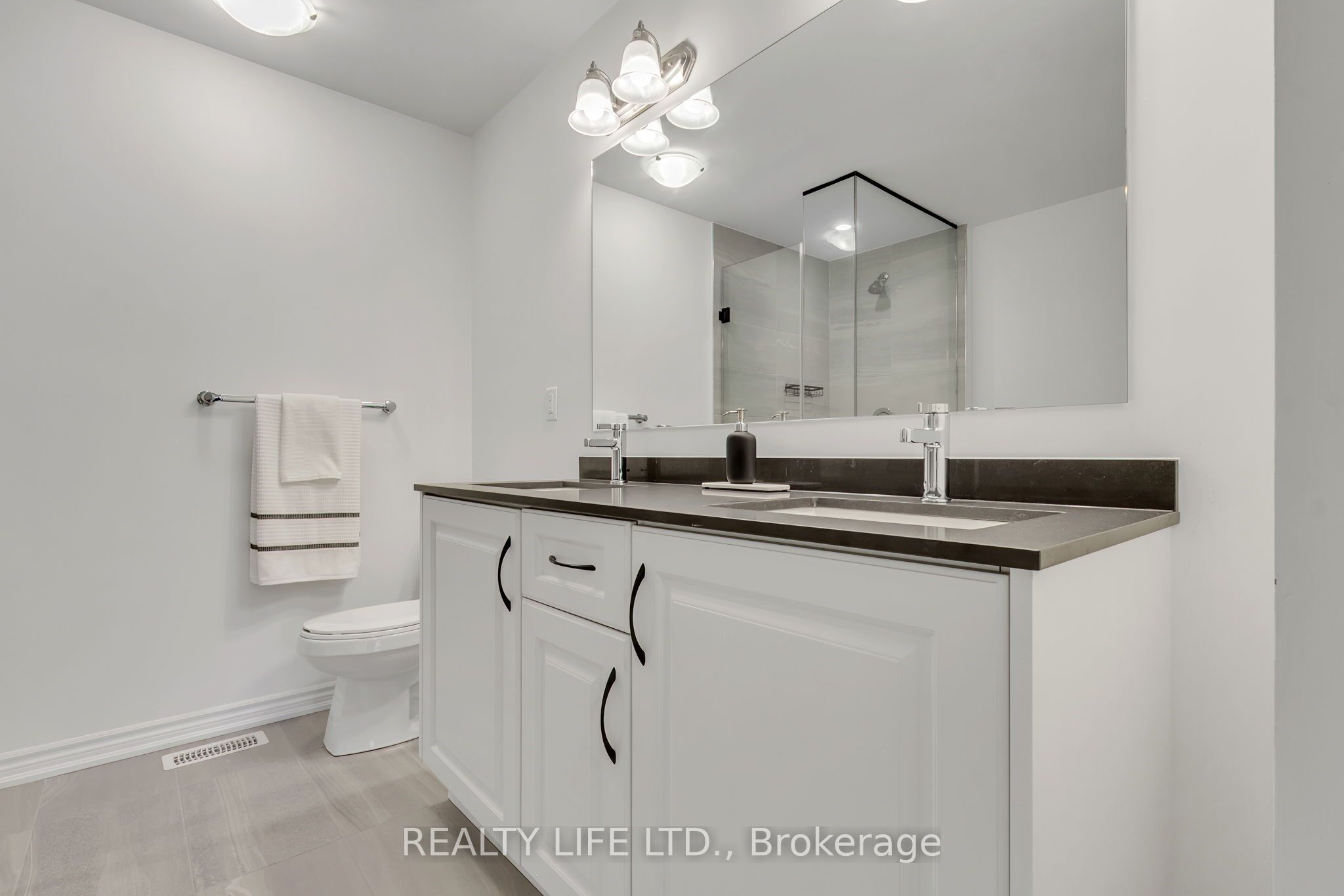 484 Thornborrow Court Property Photo 18