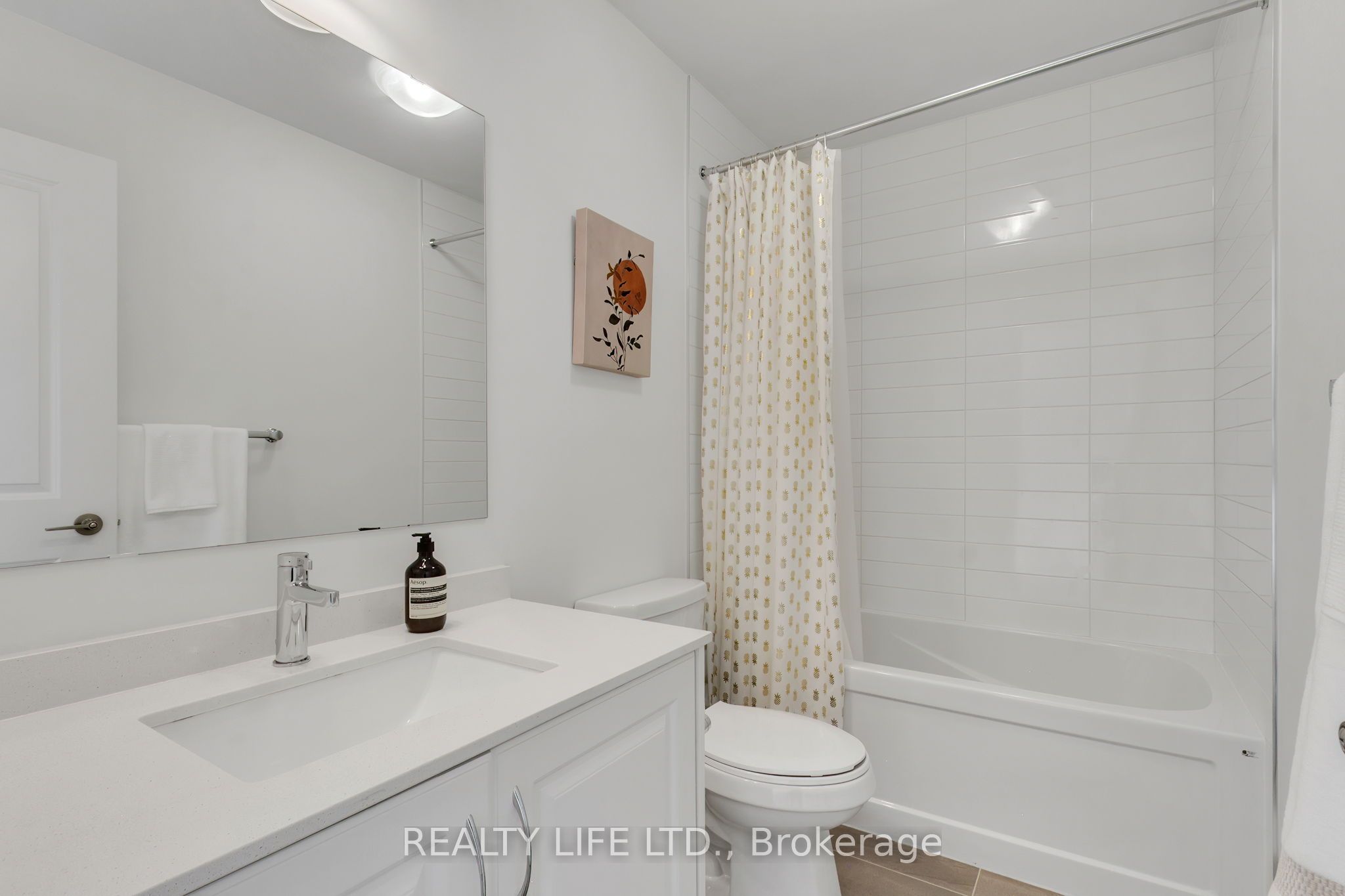 484 Thornborrow Court Property Photo 24