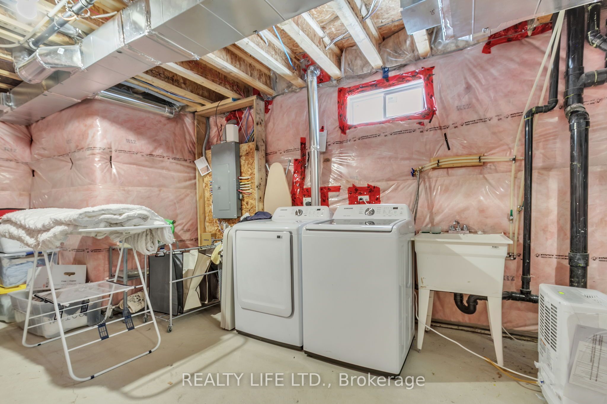 484 Thornborrow Court Property Photo 26