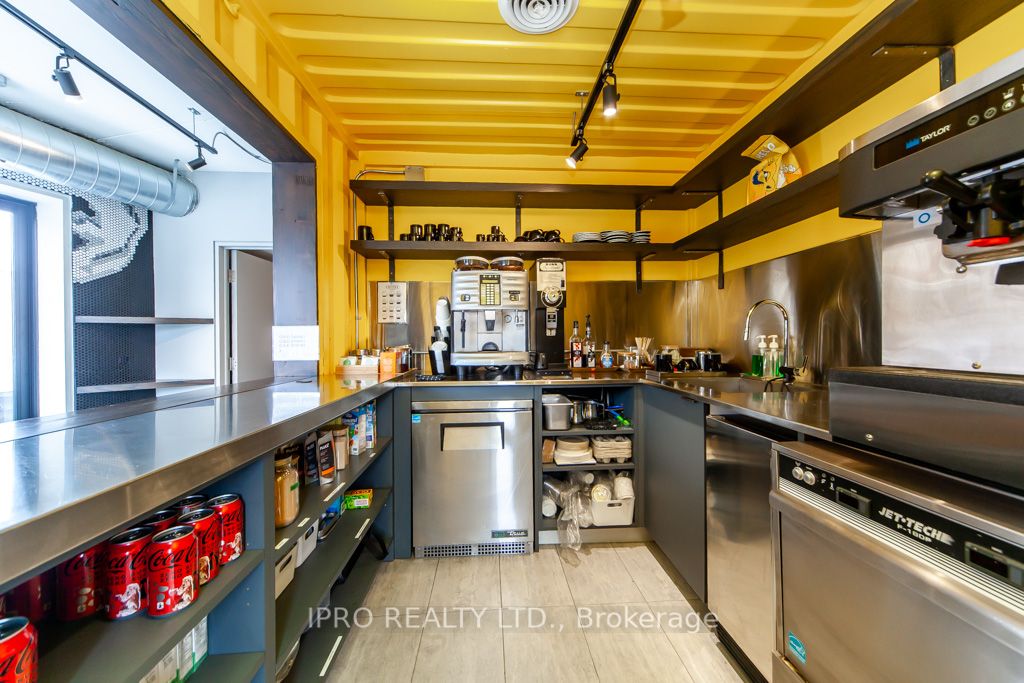 34 Cawthra Avenue Property Photo 8