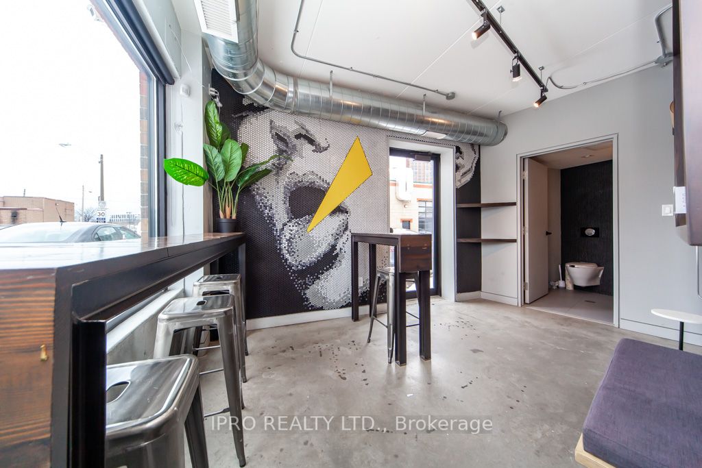 34 Cawthra Avenue Property Photo 9