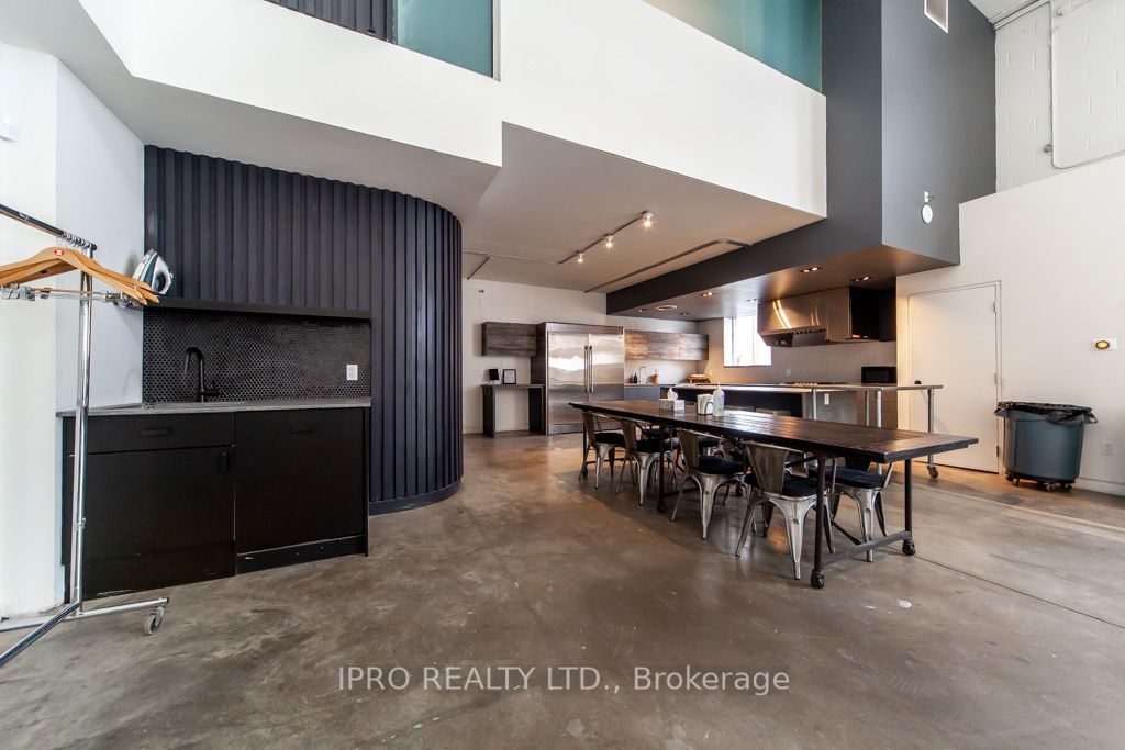 34 Cawthra Avenue Property Photo 25