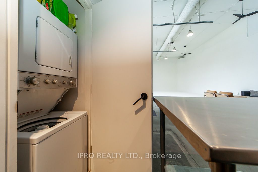 34 Cawthra Avenue Property Photo 32