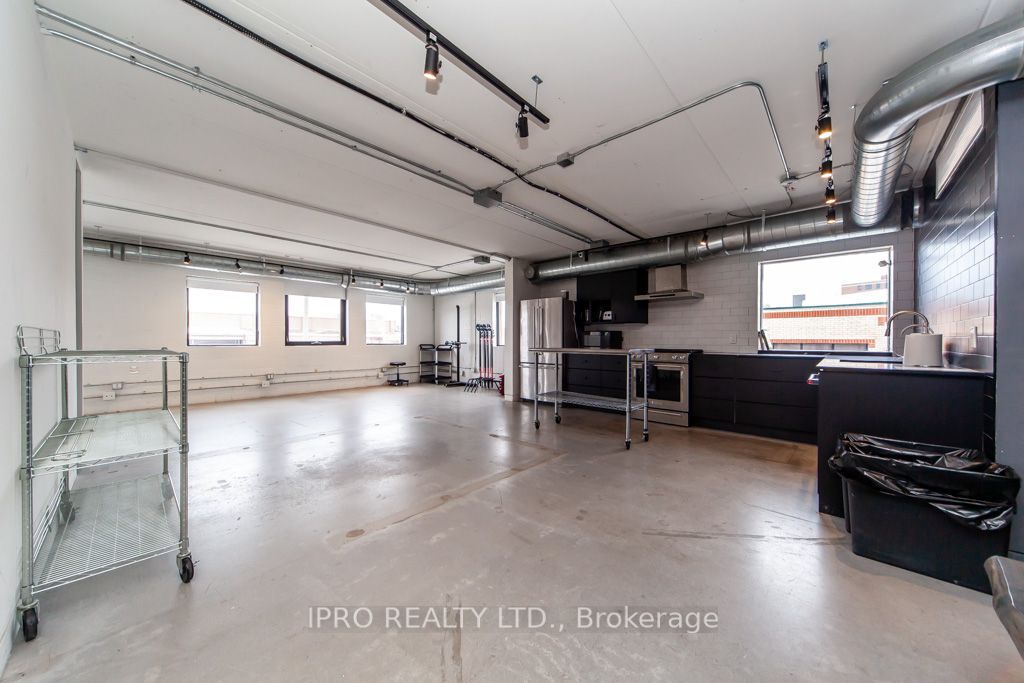 34 Cawthra Avenue Property Photo 38
