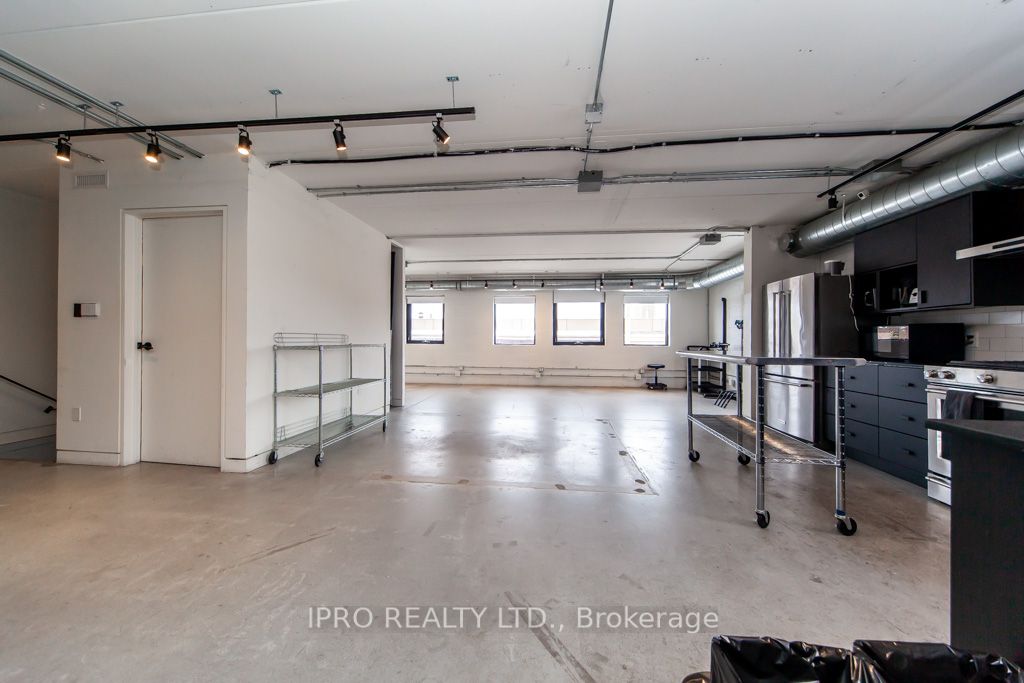 34 Cawthra Avenue Property Photo 39