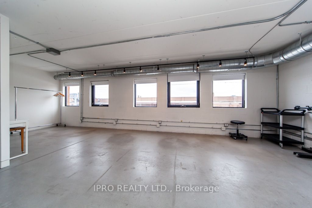 34 Cawthra Avenue Property Photo 40