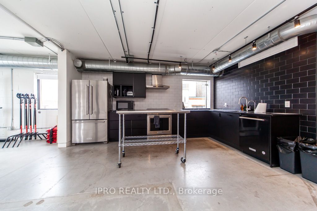 34 Cawthra Avenue Property Photo 44