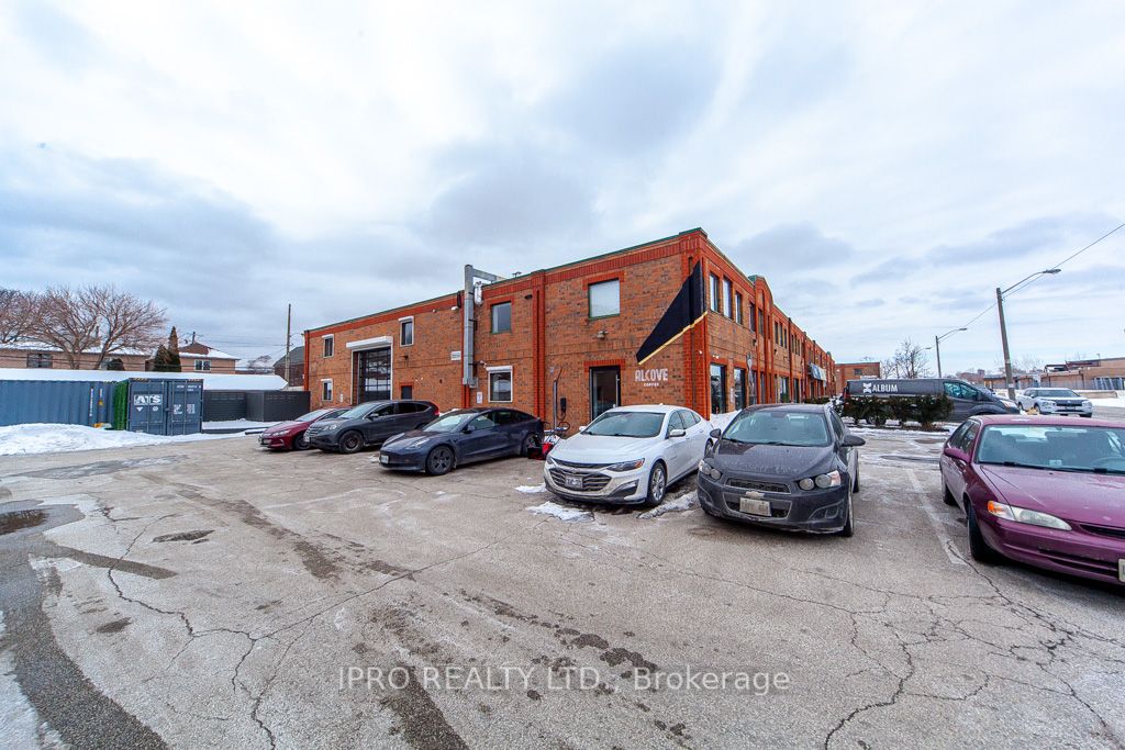 34 Cawthra Avenue Property Photo 49
