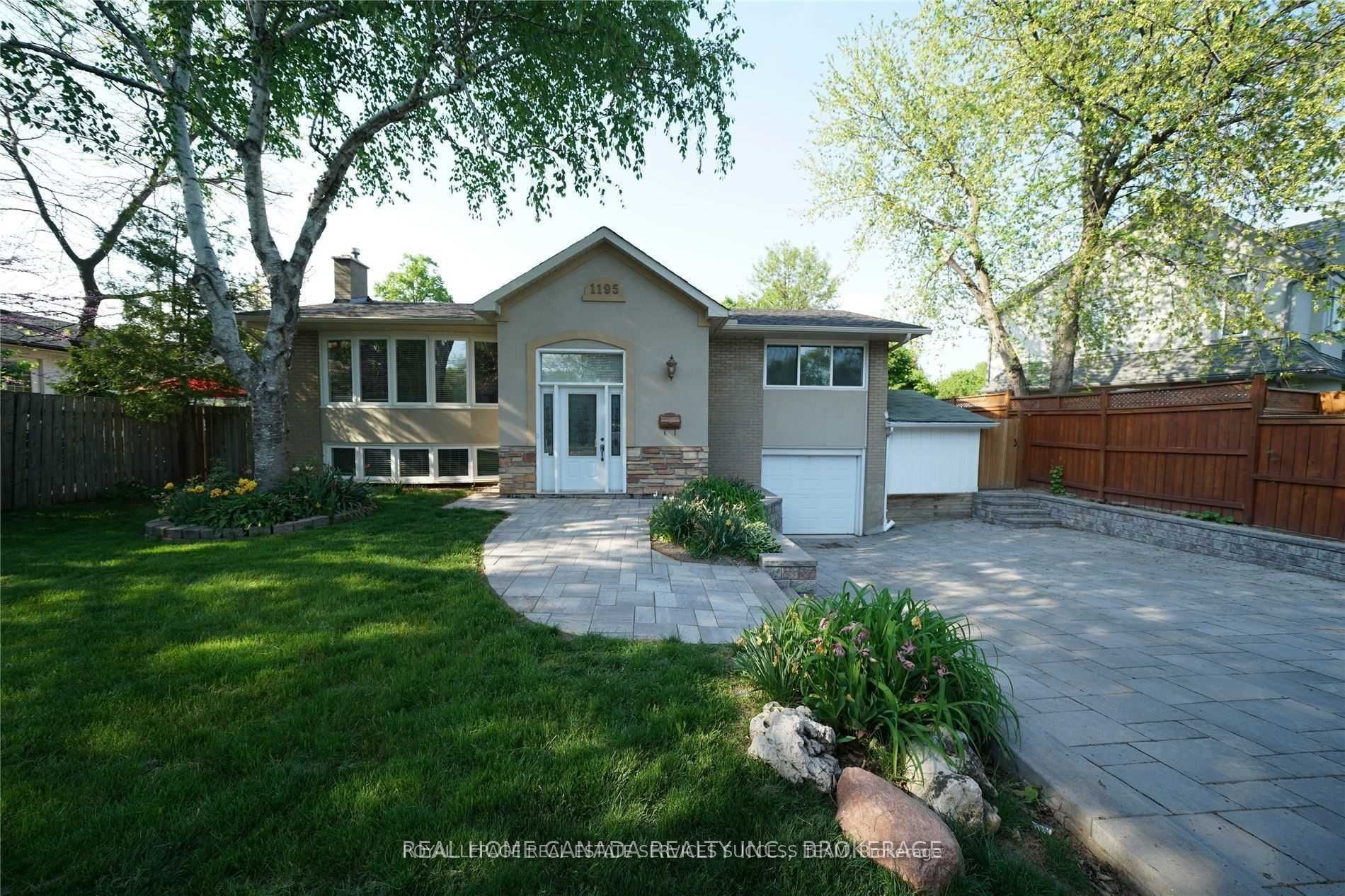 1195 Holton Heights Drive Property Photo