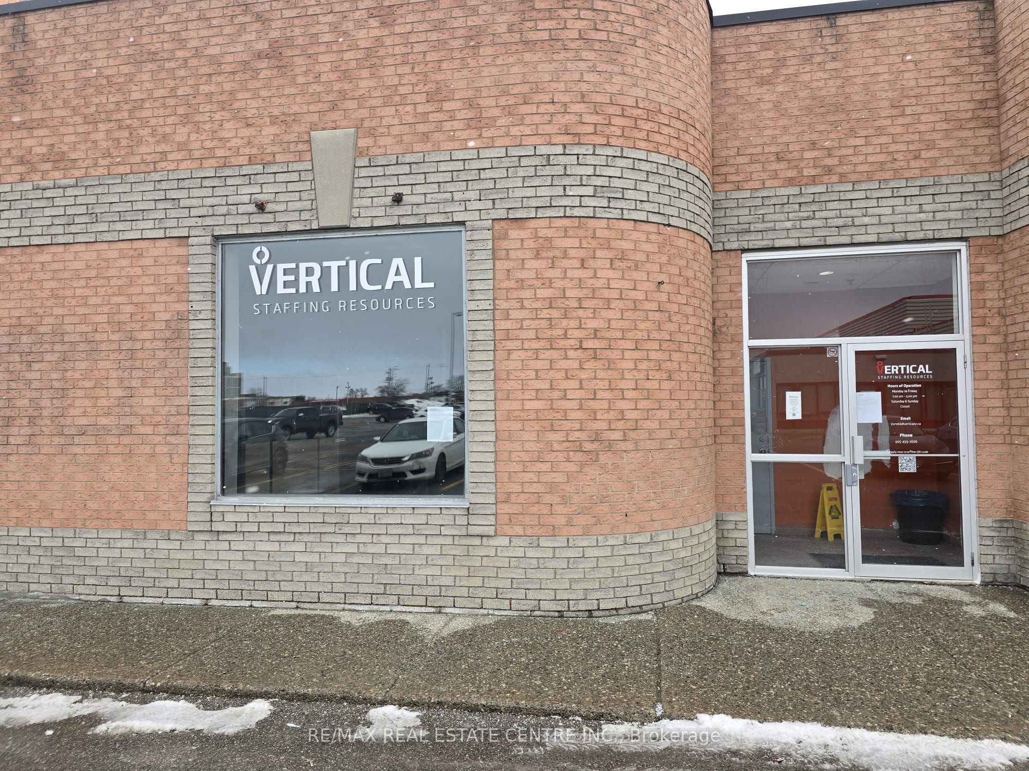 #unit 3 - 30 A Kennedy Road Property Photo 1