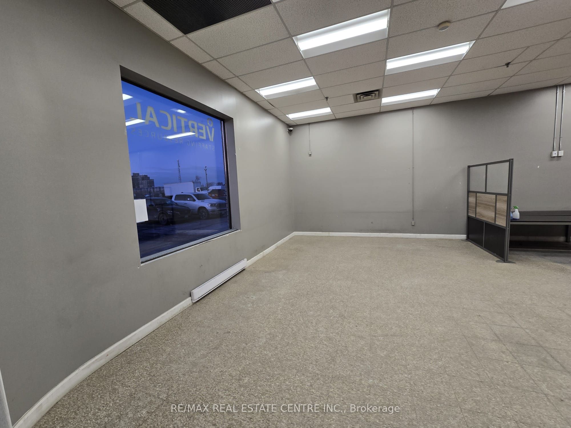 #unit 3 - 30 A Kennedy Road Property Photo 3
